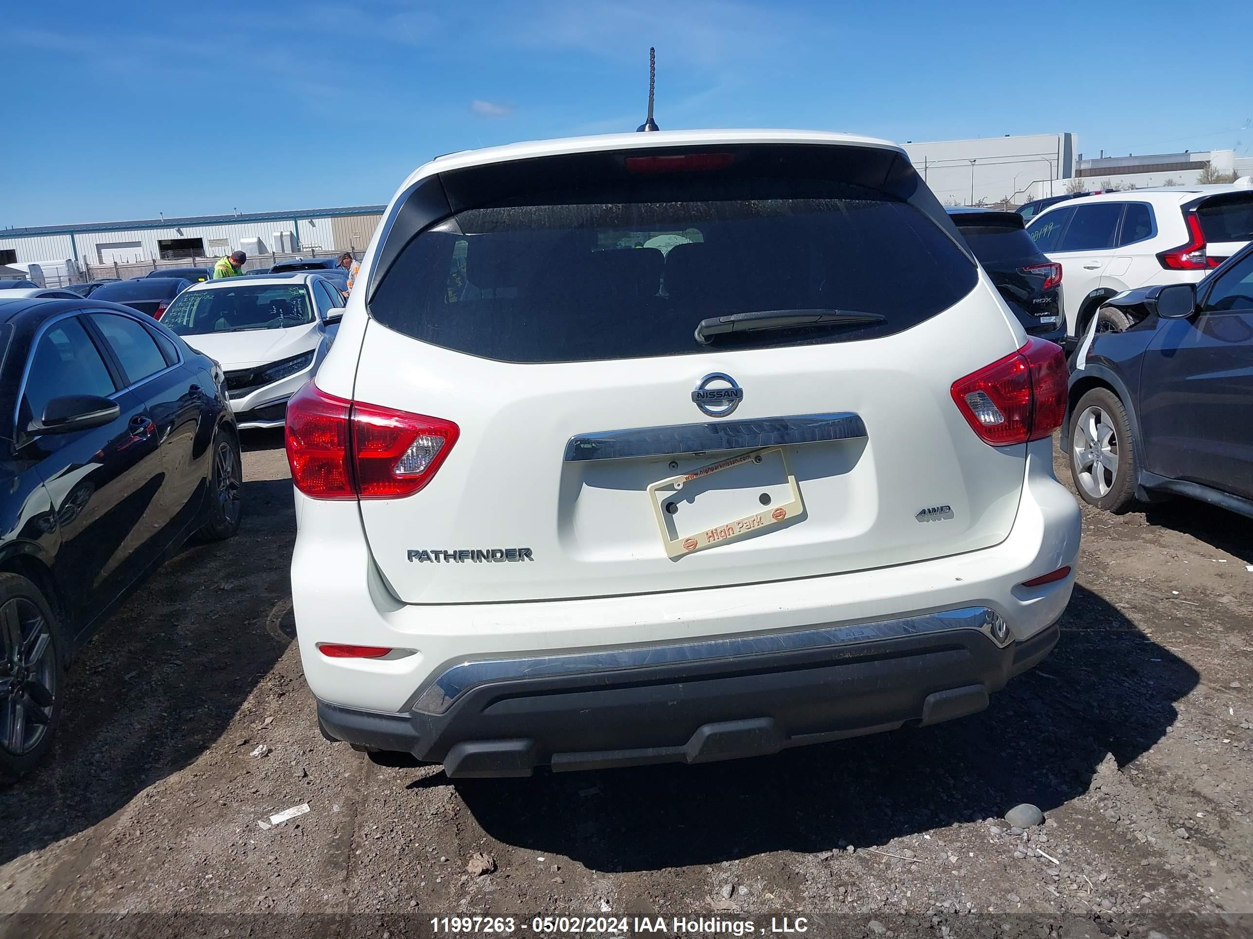 Photo 16 VIN: 5N1DR2MM3JC641073 - NISSAN PATHFINDER 