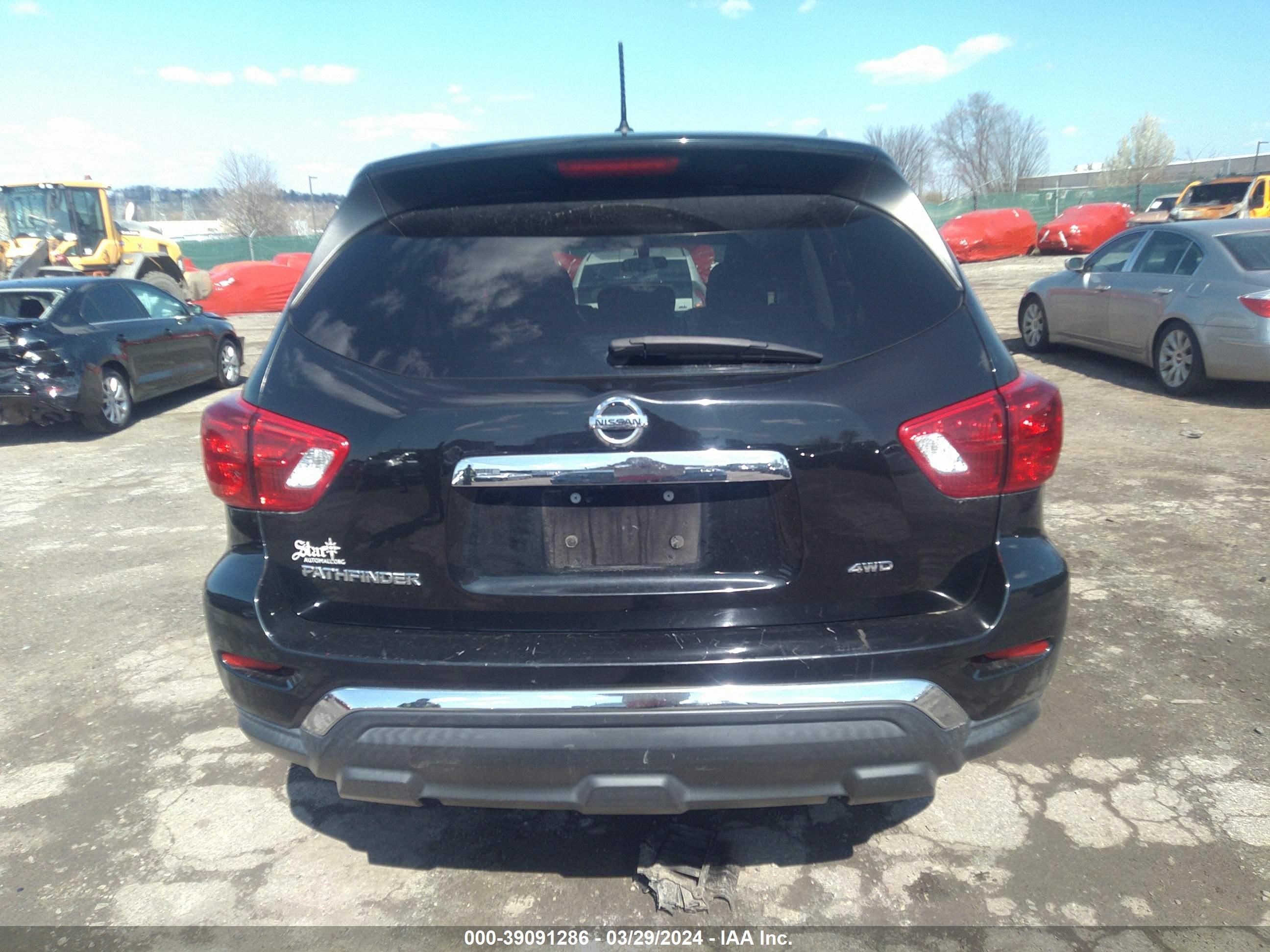 Photo 15 VIN: 5N1DR2MM3JC665339 - NISSAN PATHFINDER 