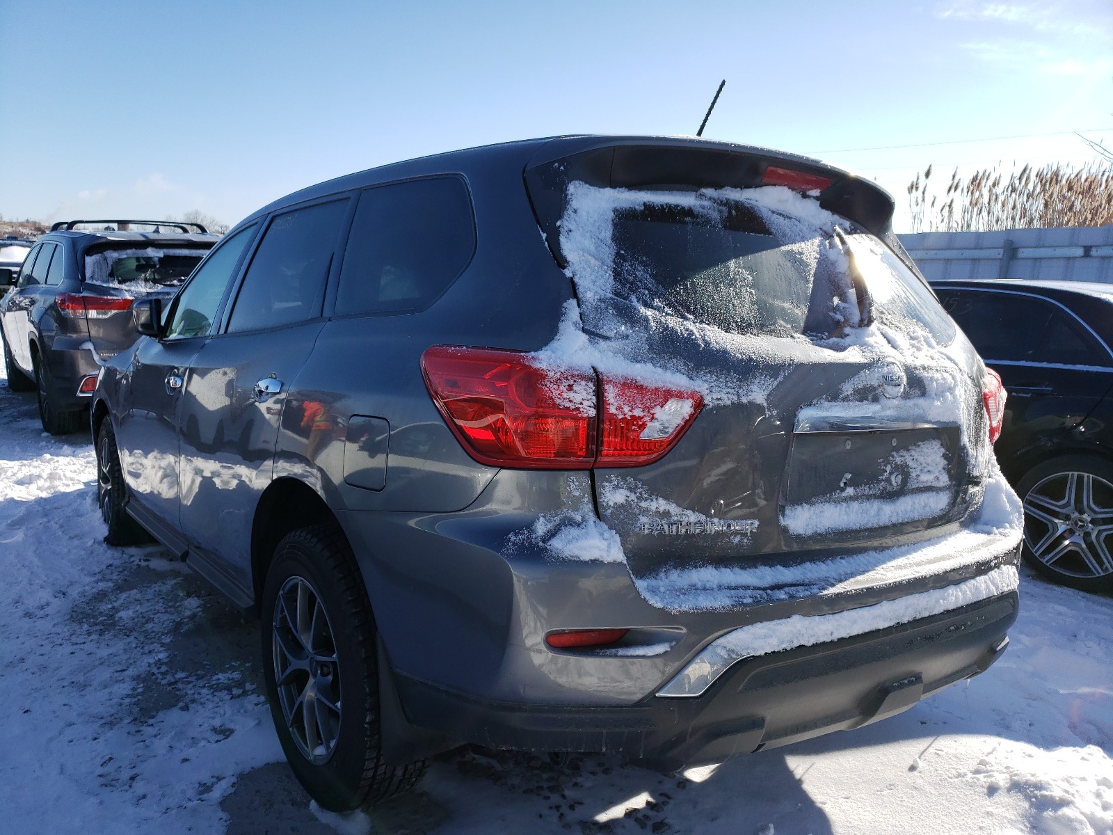 Photo 2 VIN: 5N1DR2MM5JC672339 - NISSAN PATHFINDER 