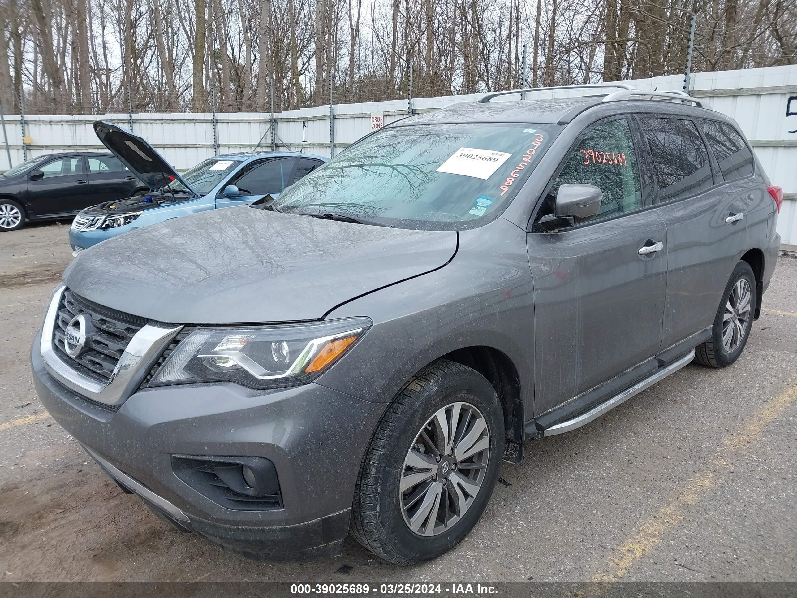 Photo 1 VIN: 5N1DR2MM6HC699012 - NISSAN PATHFINDER 