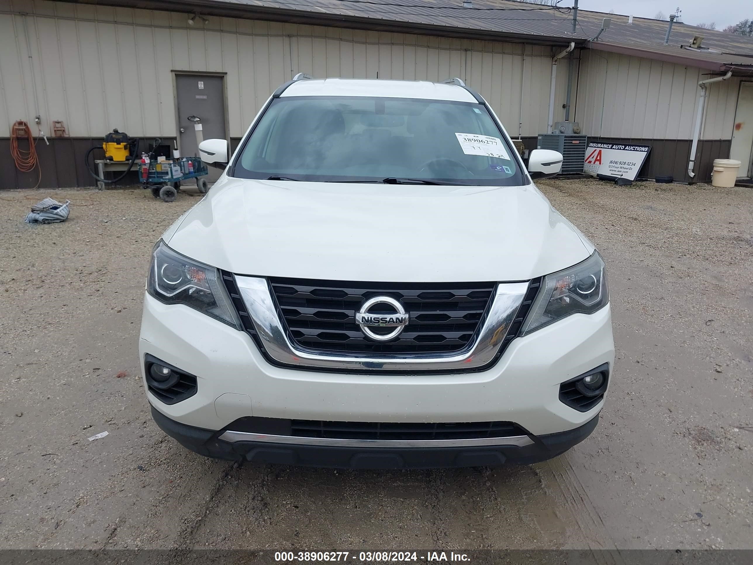 Photo 11 VIN: 5N1DR2MM6JC604339 - NISSAN PATHFINDER 