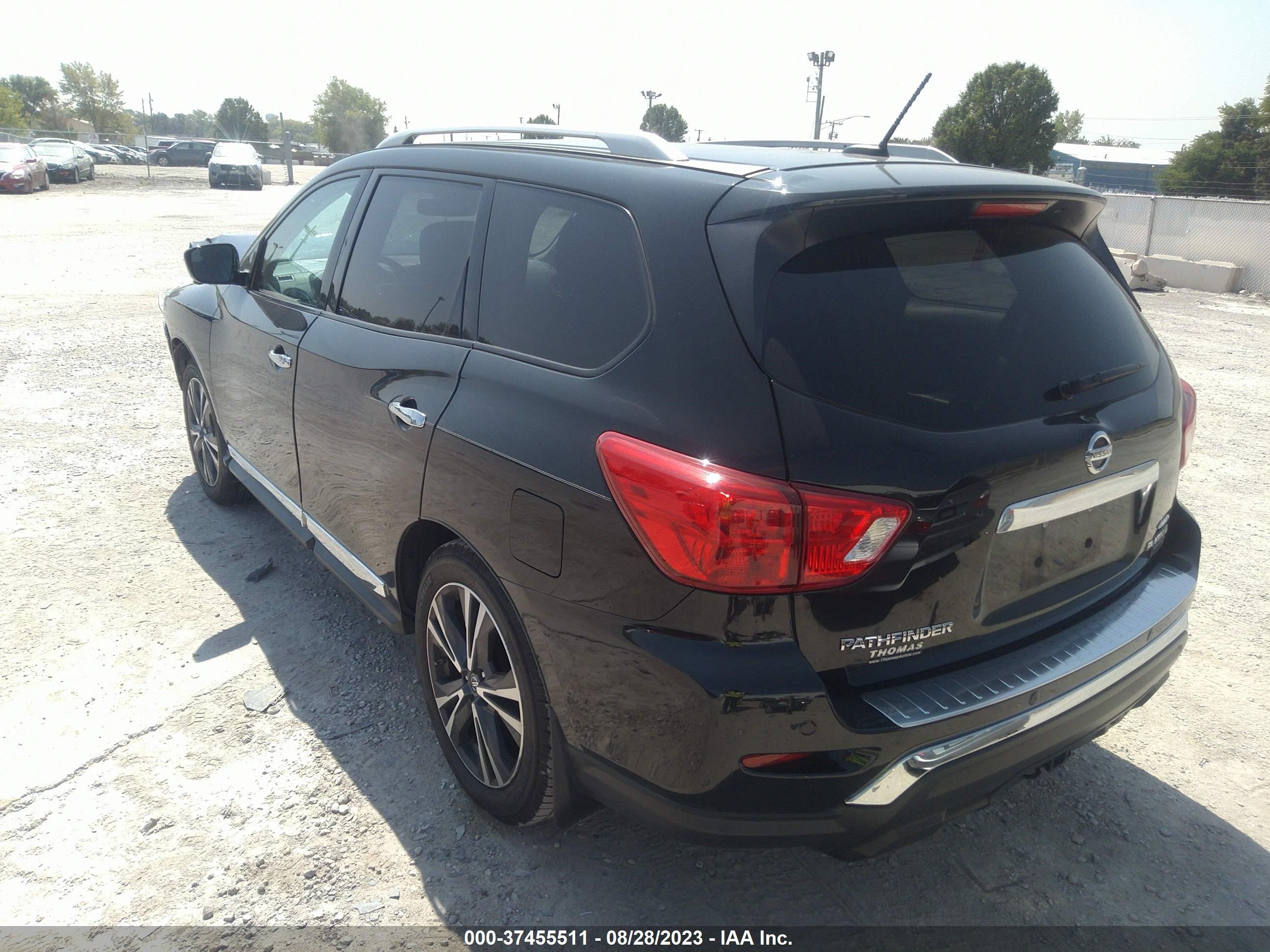 Photo 2 VIN: 5N1DR2MM7HC618793 - NISSAN PATHFINDER 