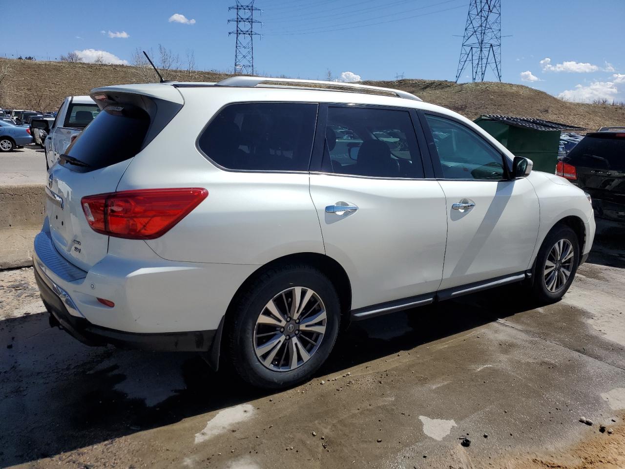 Photo 2 VIN: 5N1DR2MM7HC903767 - NISSAN PATHFINDER 