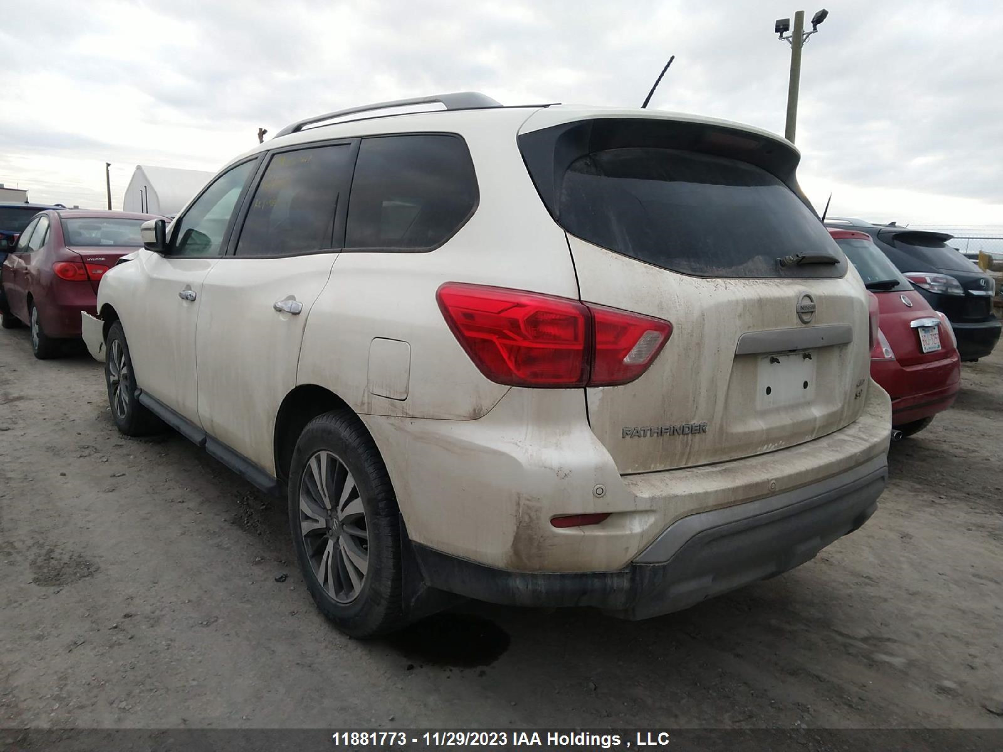 Photo 2 VIN: 5N1DR2MM8HC656422 - NISSAN PATHFINDER 