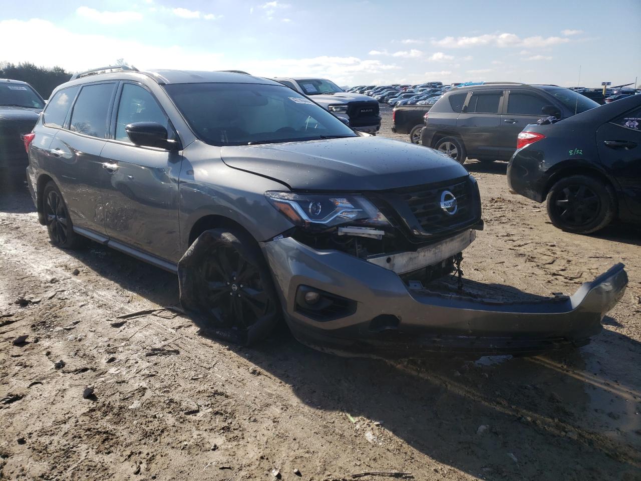 Photo 3 VIN: 5N1DR2MM8JC648570 - NISSAN PATHFINDER 