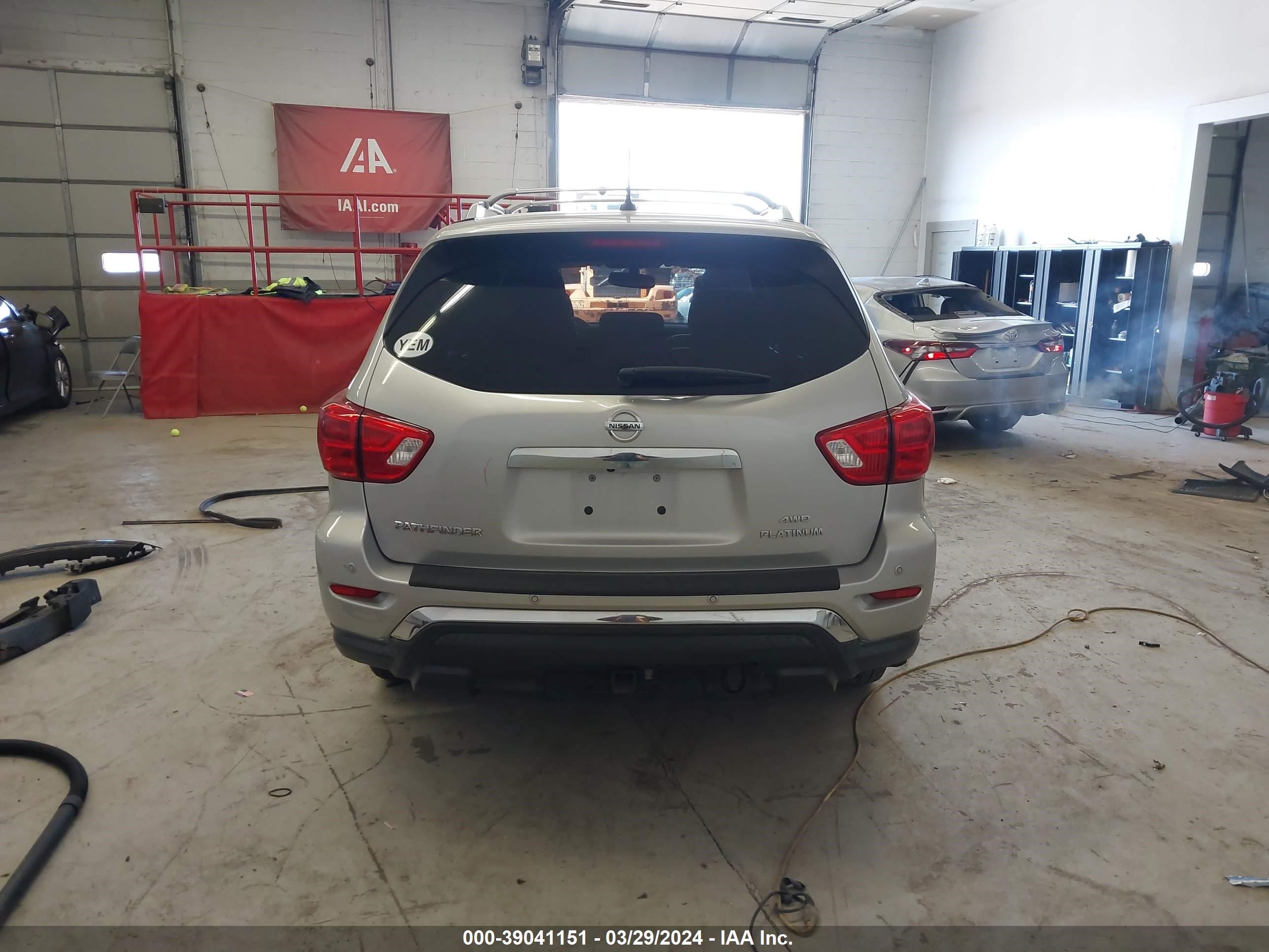 Photo 16 VIN: 5N1DR2MM9HC642626 - NISSAN PATHFINDER 