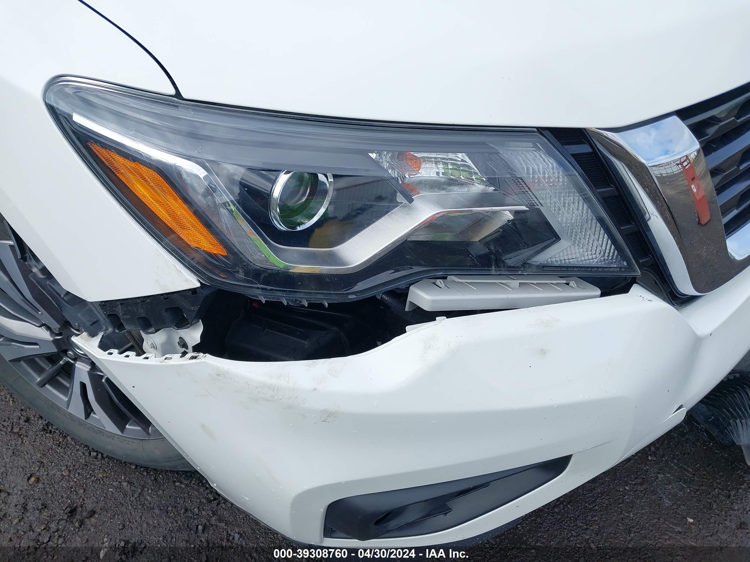 Photo 19 VIN: 5N1DR2MM9JC670058 - NISSAN PATHFINDER 