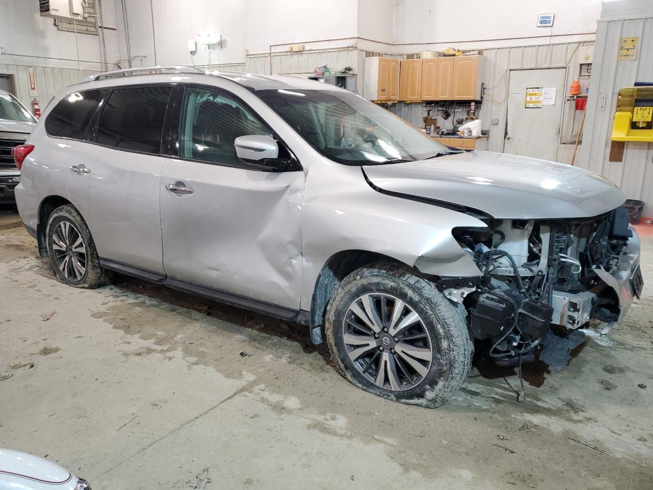 Photo 3 VIN: 5N1DR2MMXHC699529 - NISSAN PATHFINDER 