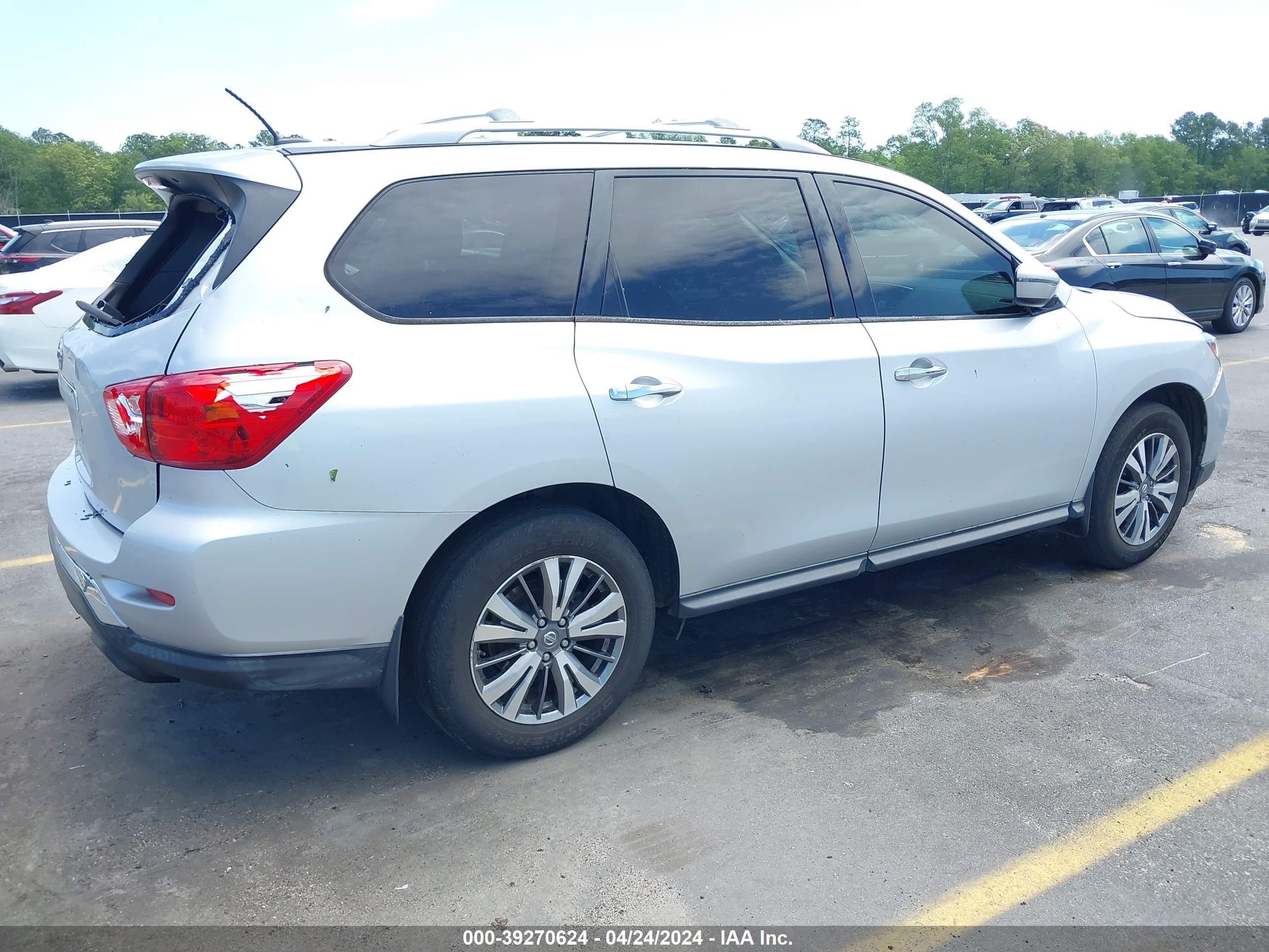 Photo 3 VIN: 5N1DR2MN1JC658009 - NISSAN PATHFINDER 