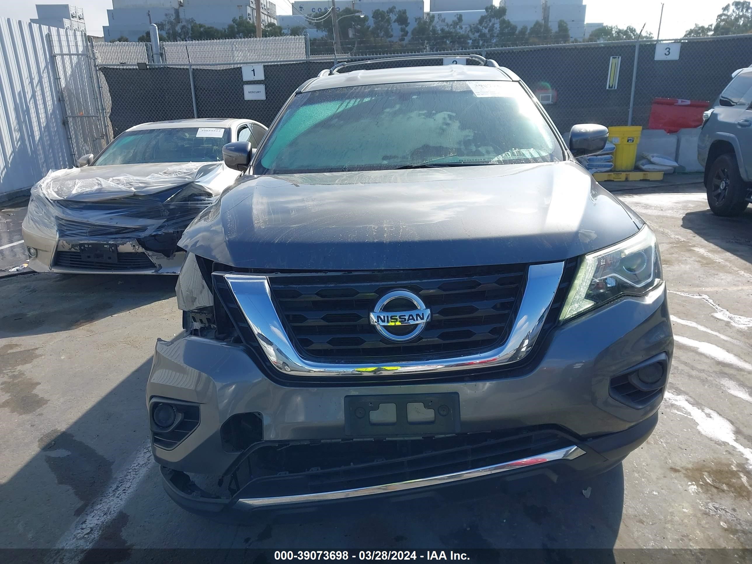 Photo 11 VIN: 5N1DR2MN2JC662568 - NISSAN PATHFINDER 