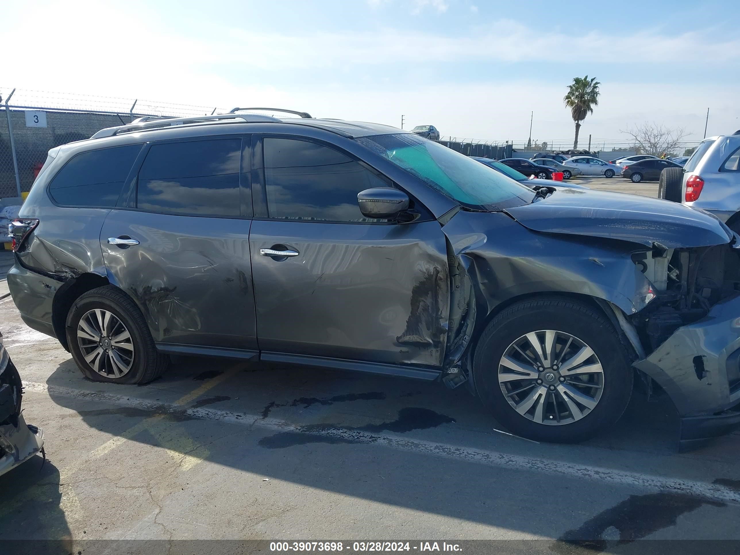 Photo 12 VIN: 5N1DR2MN2JC662568 - NISSAN PATHFINDER 