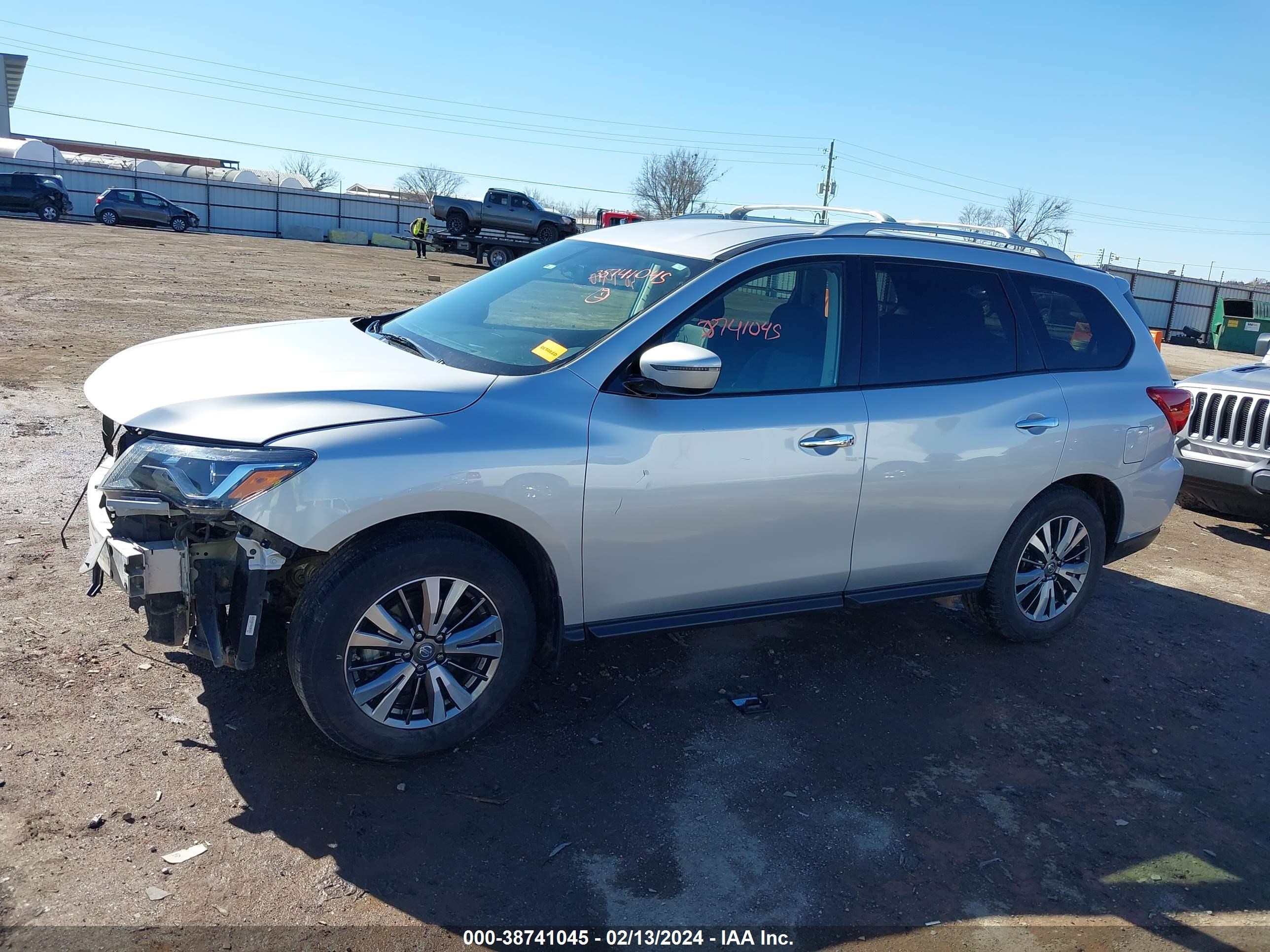 Photo 13 VIN: 5N1DR2MN2JC664465 - NISSAN PATHFINDER 