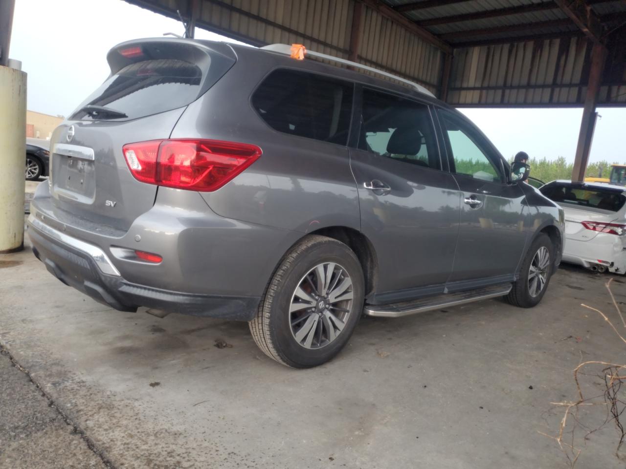 Photo 2 VIN: 5N1DR2MN3JC602248 - NISSAN PATHFINDER 