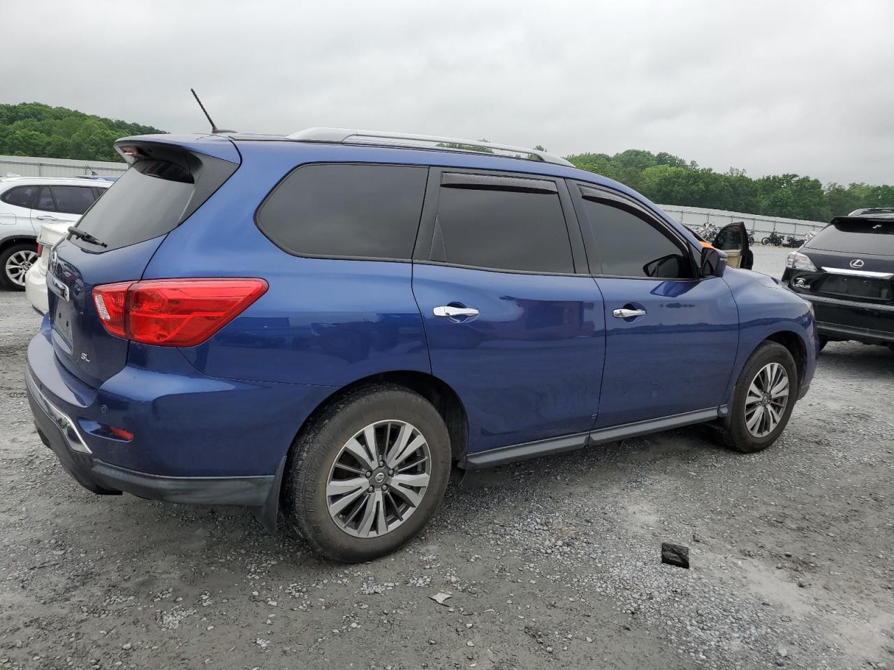 Photo 2 VIN: 5N1DR2MN8JC651624 - NISSAN PATHFINDER 