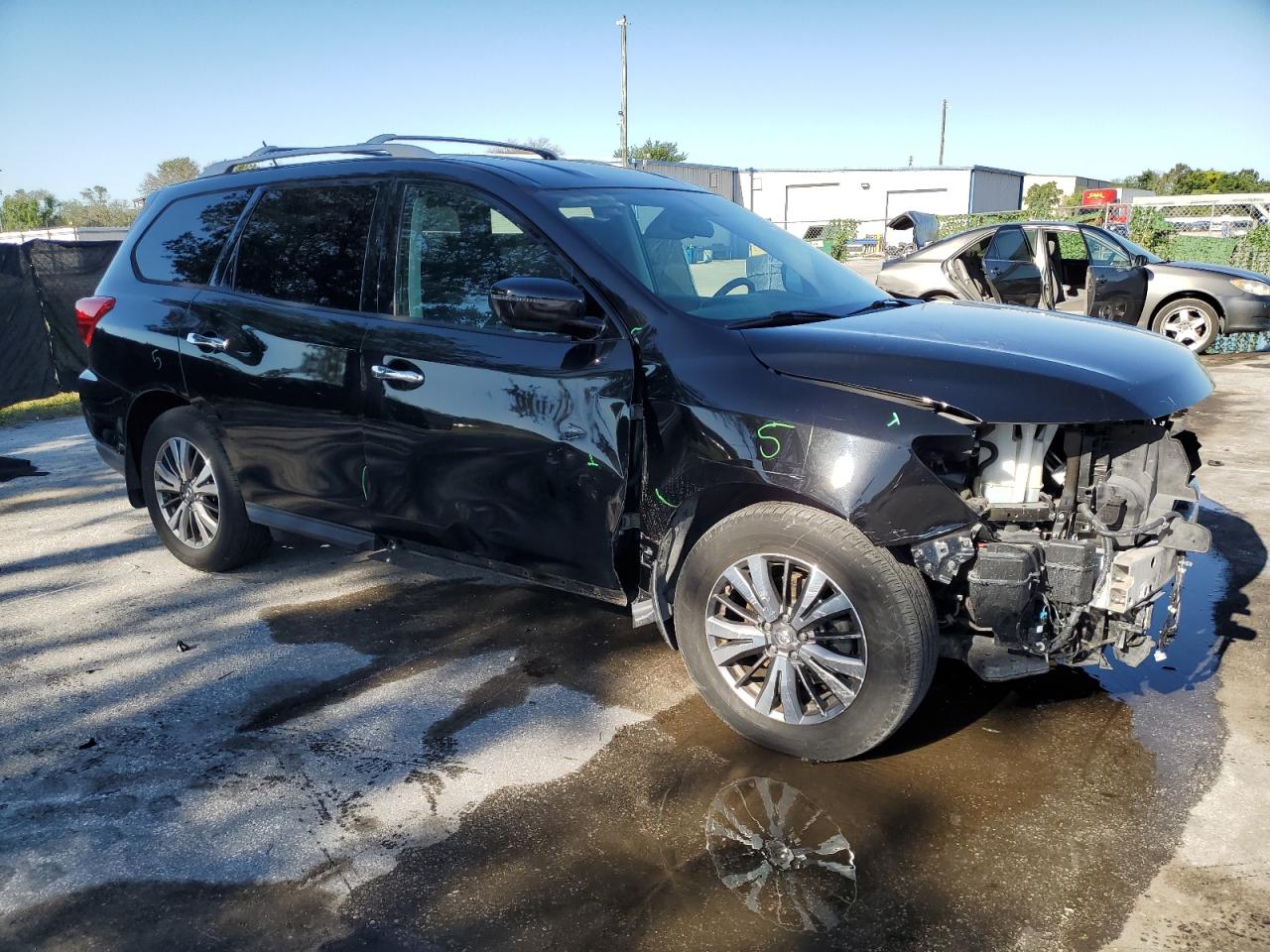 Photo 3 VIN: 5N1DR2MN8JC660209 - NISSAN PATHFINDER 