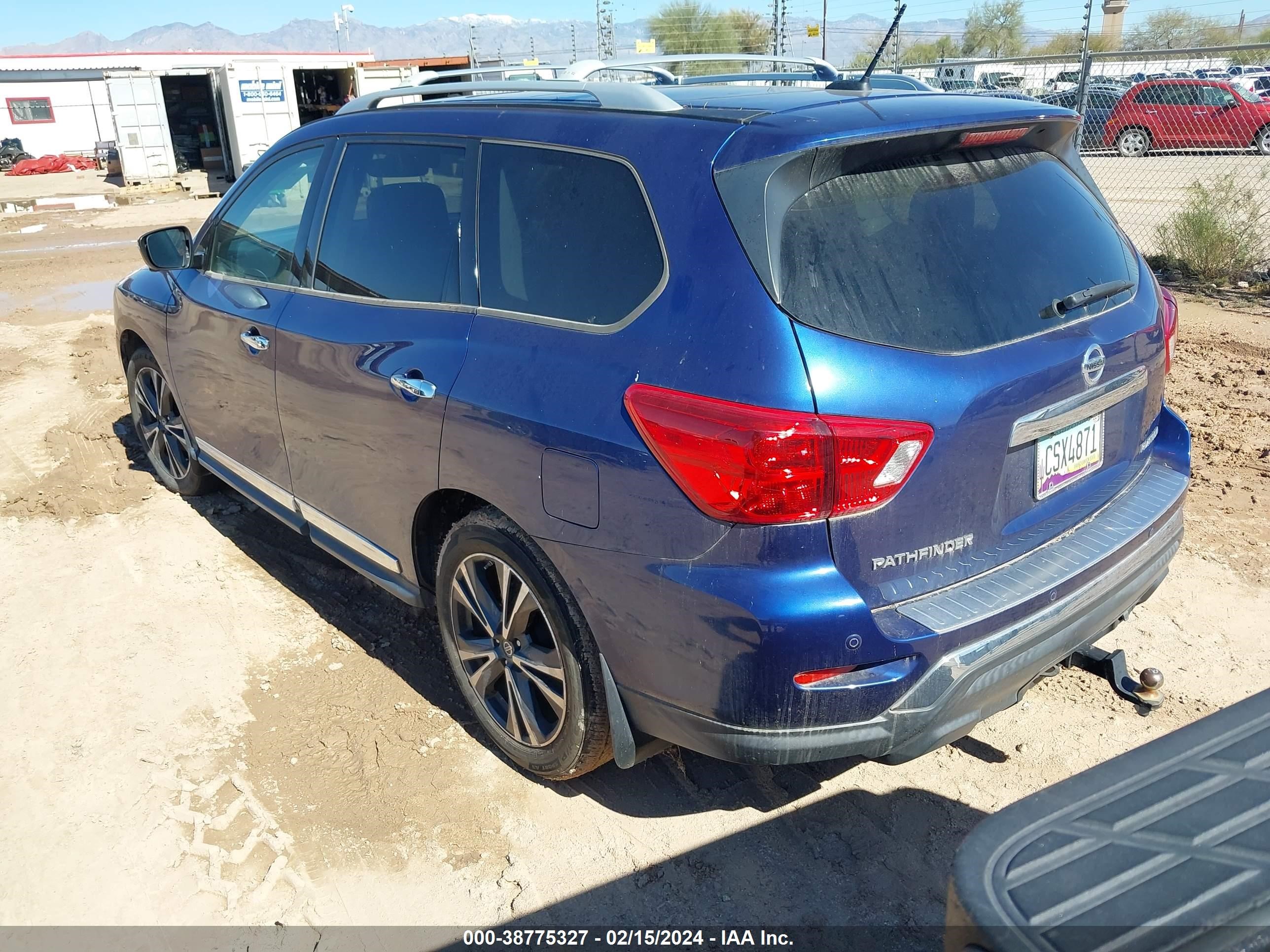 Photo 2 VIN: 5N1DR2MN9JC656024 - NISSAN PATHFINDER 