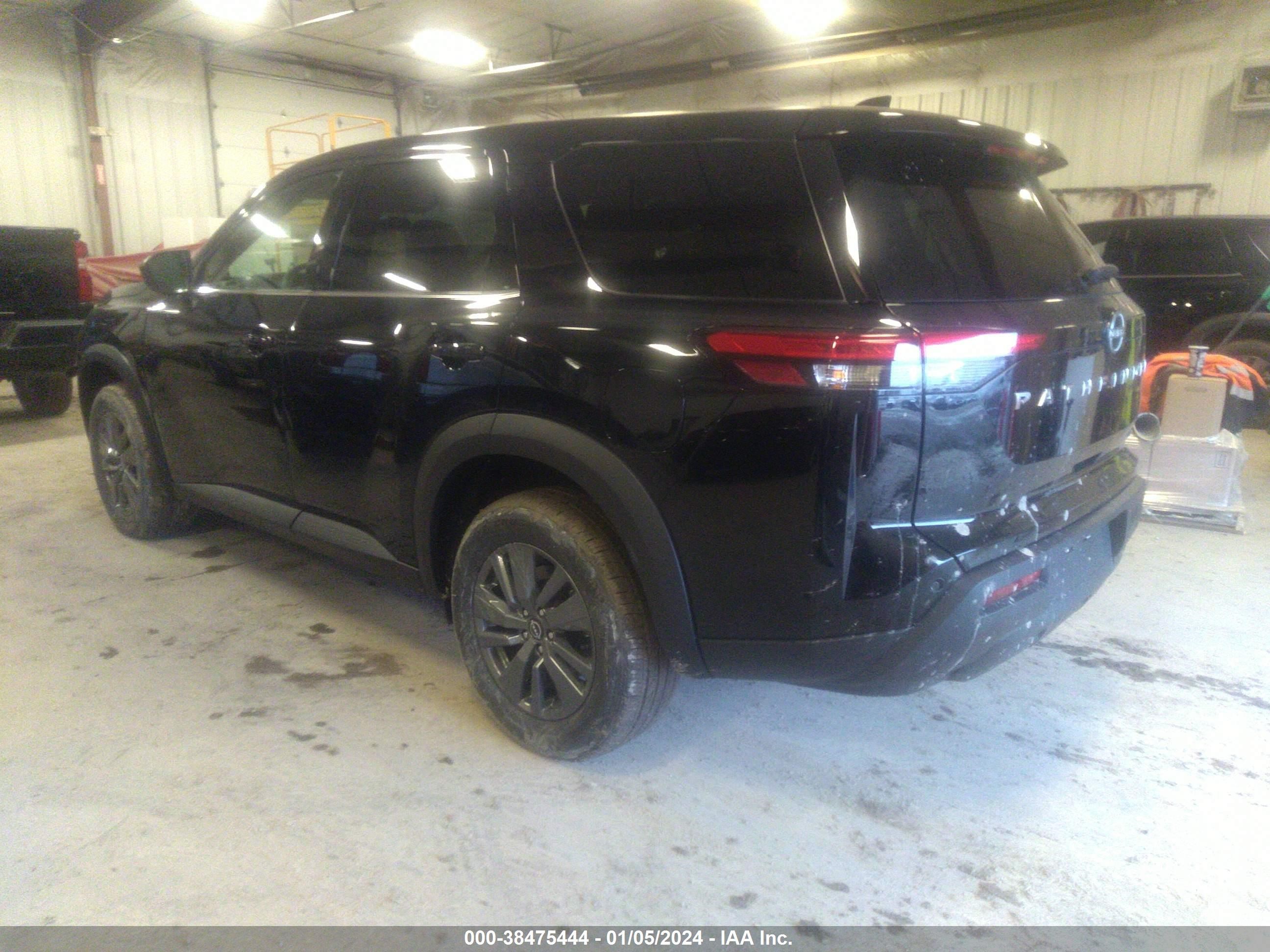 Photo 2 VIN: 5N1DR3AC8RC234945 - NISSAN PATHFINDER 