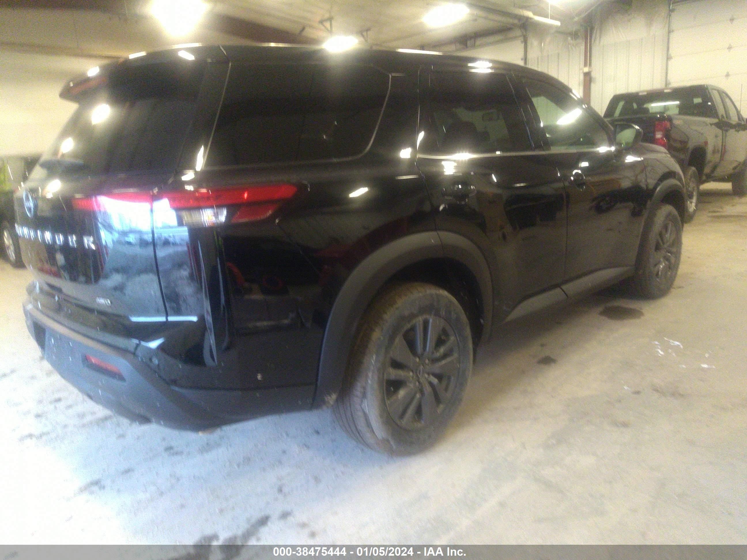 Photo 3 VIN: 5N1DR3AC8RC234945 - NISSAN PATHFINDER 