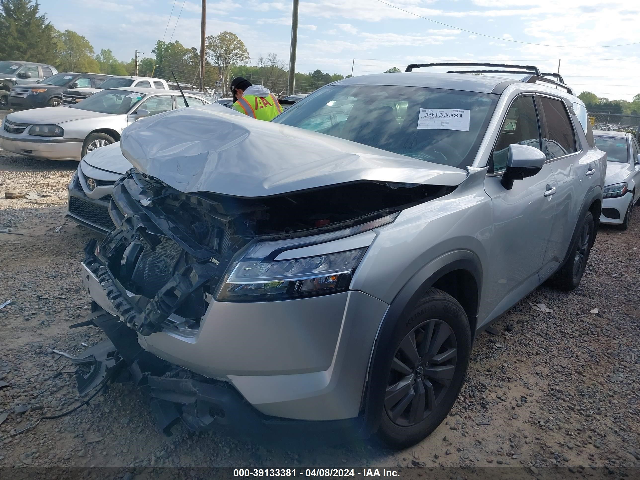 Photo 1 VIN: 5N1DR3BA6NC256093 - NISSAN PATHFINDER 