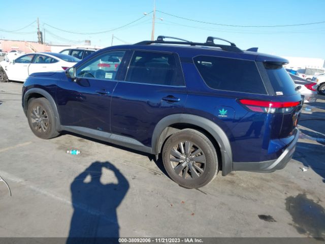 Photo 2 VIN: 5N1DR3BB1NC217923 - NISSAN PATHFINDER 