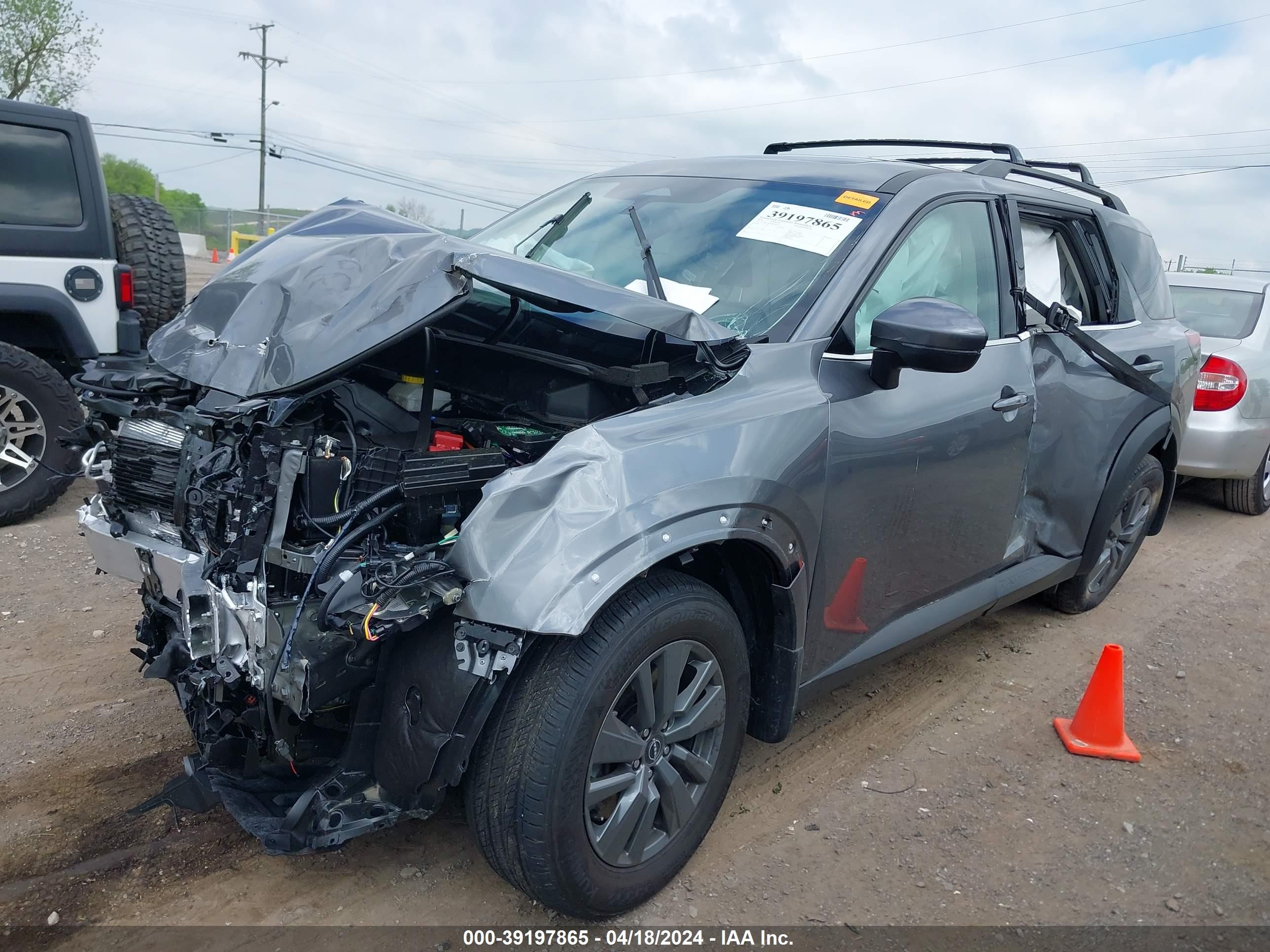 Photo 1 VIN: 5N1DR3BD1RC263677 - NISSAN PATHFINDER 