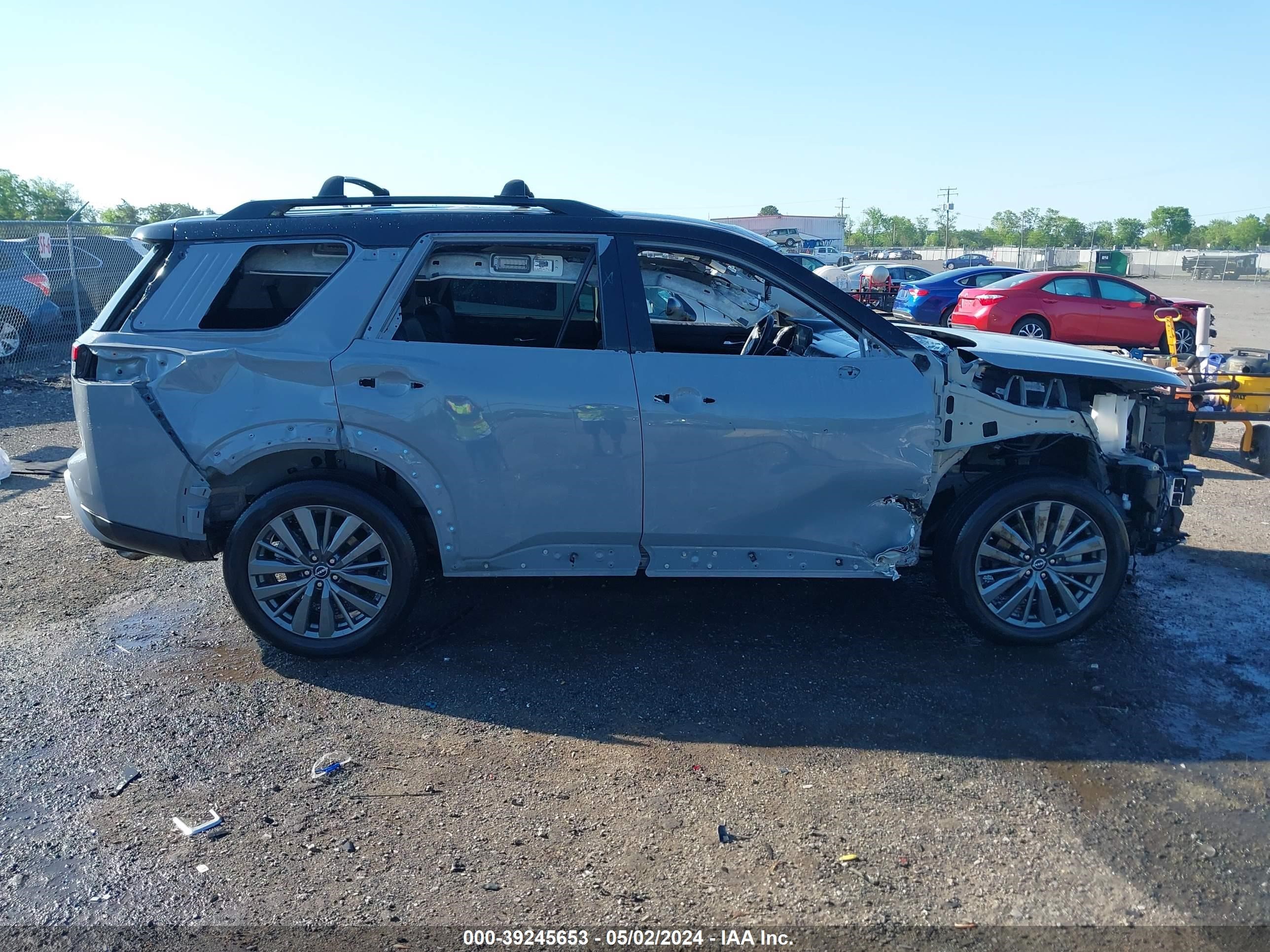 Photo 13 VIN: 5N1DR3CBXNC235092 - NISSAN PATHFINDER 