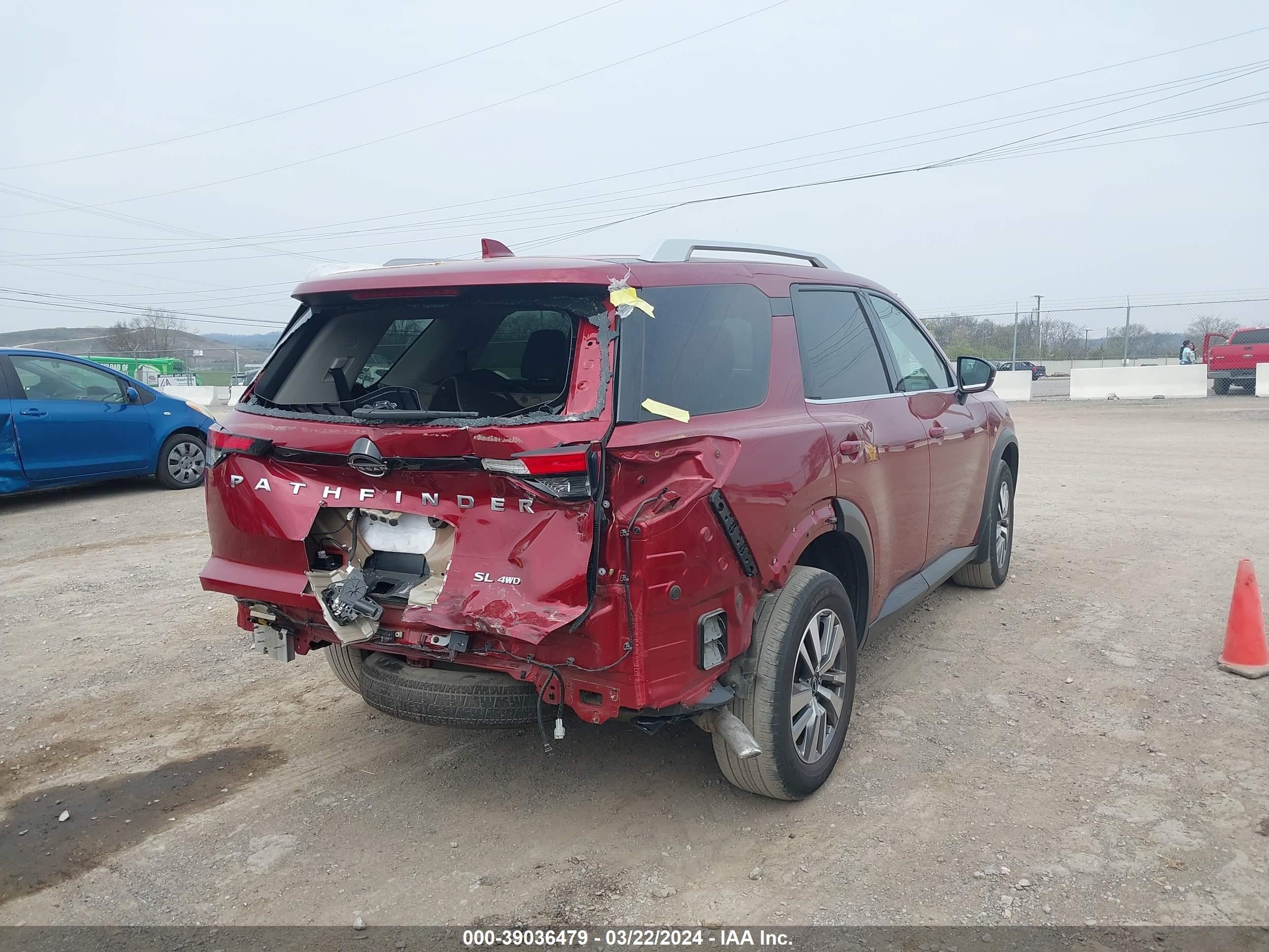 Photo 3 VIN: 5N1DR3CC8NC268942 - NISSAN PATHFINDER 