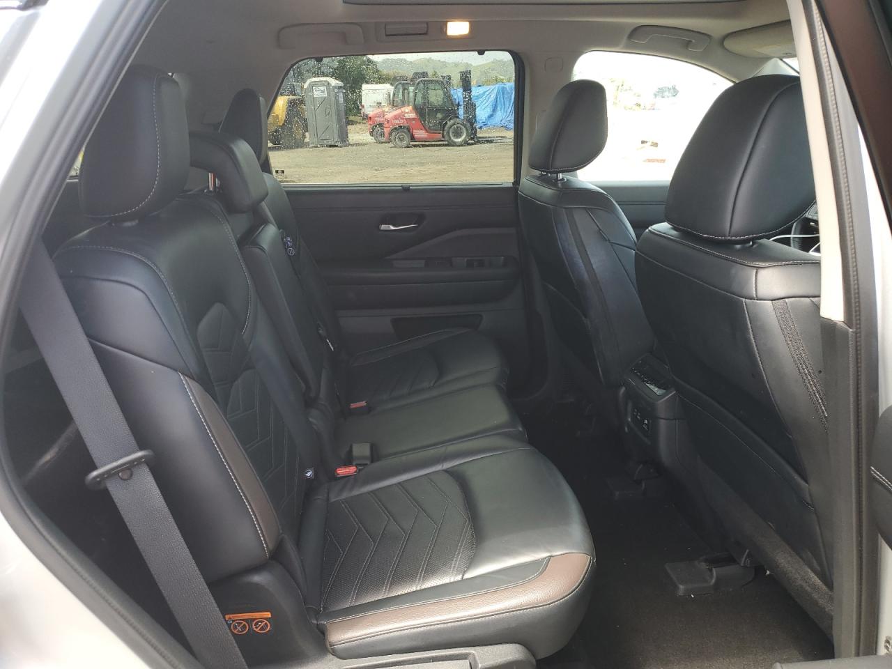 Photo 10 VIN: 5N1DR3DJ0PC243517 - NISSAN PATHFINDER 