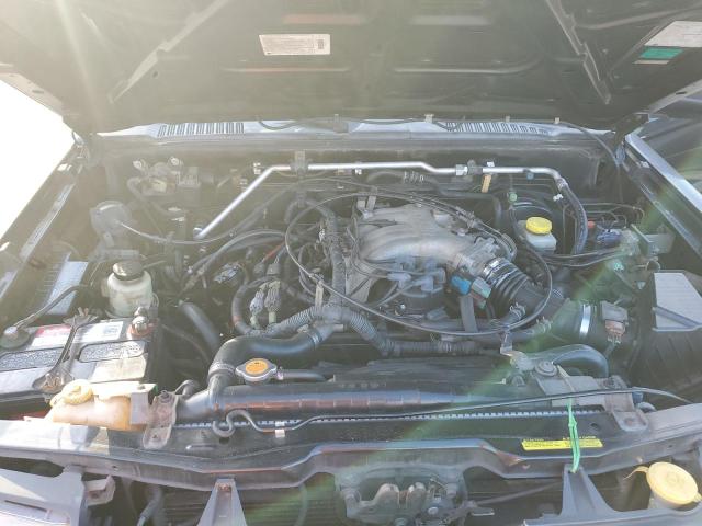 Photo 11 VIN: 5N1ED28T0YC587813 - NISSAN XTERRA 