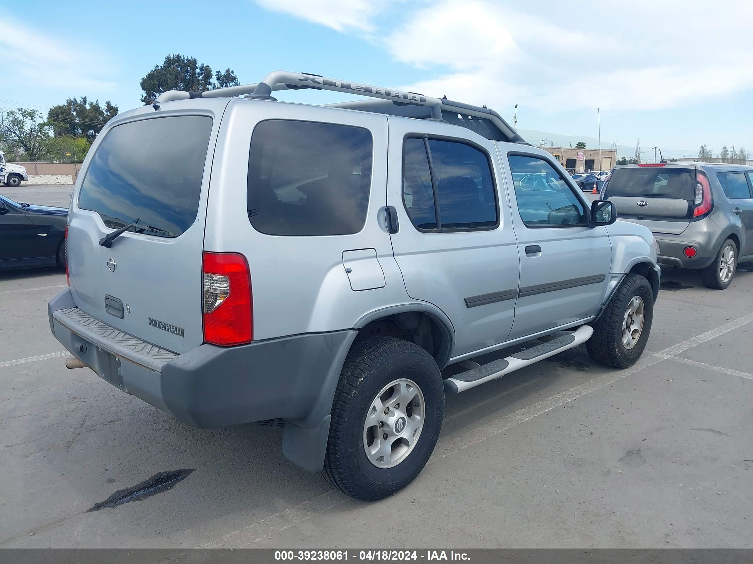 Photo 3 VIN: 5N1ED28T21C541275 - NISSAN XTERRA 