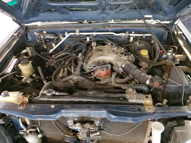 Photo 11 VIN: 5N1ED28T32C599011 - NISSAN XTERRA 