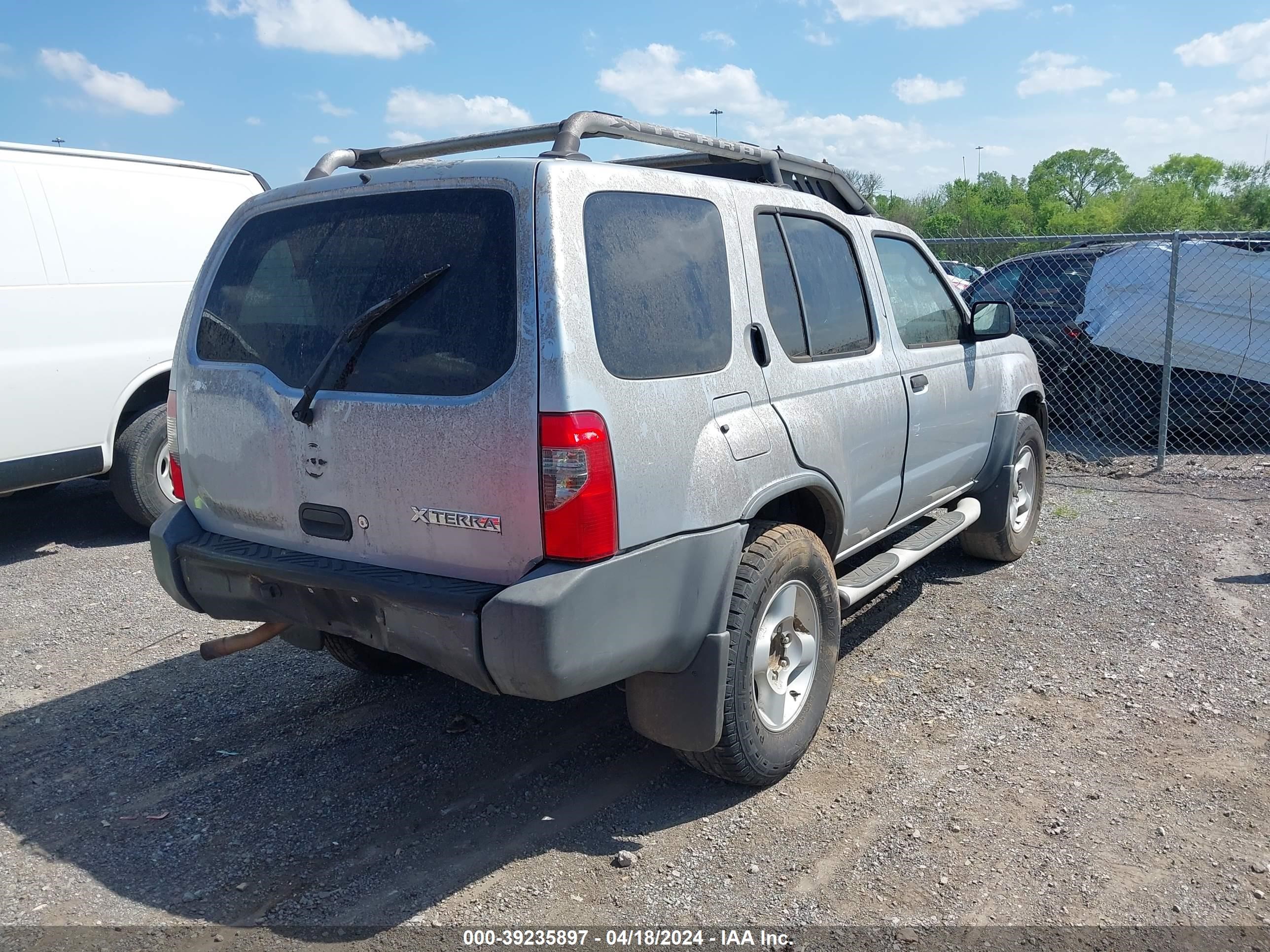 Photo 3 VIN: 5N1ED28T42C520266 - NISSAN XTERRA 