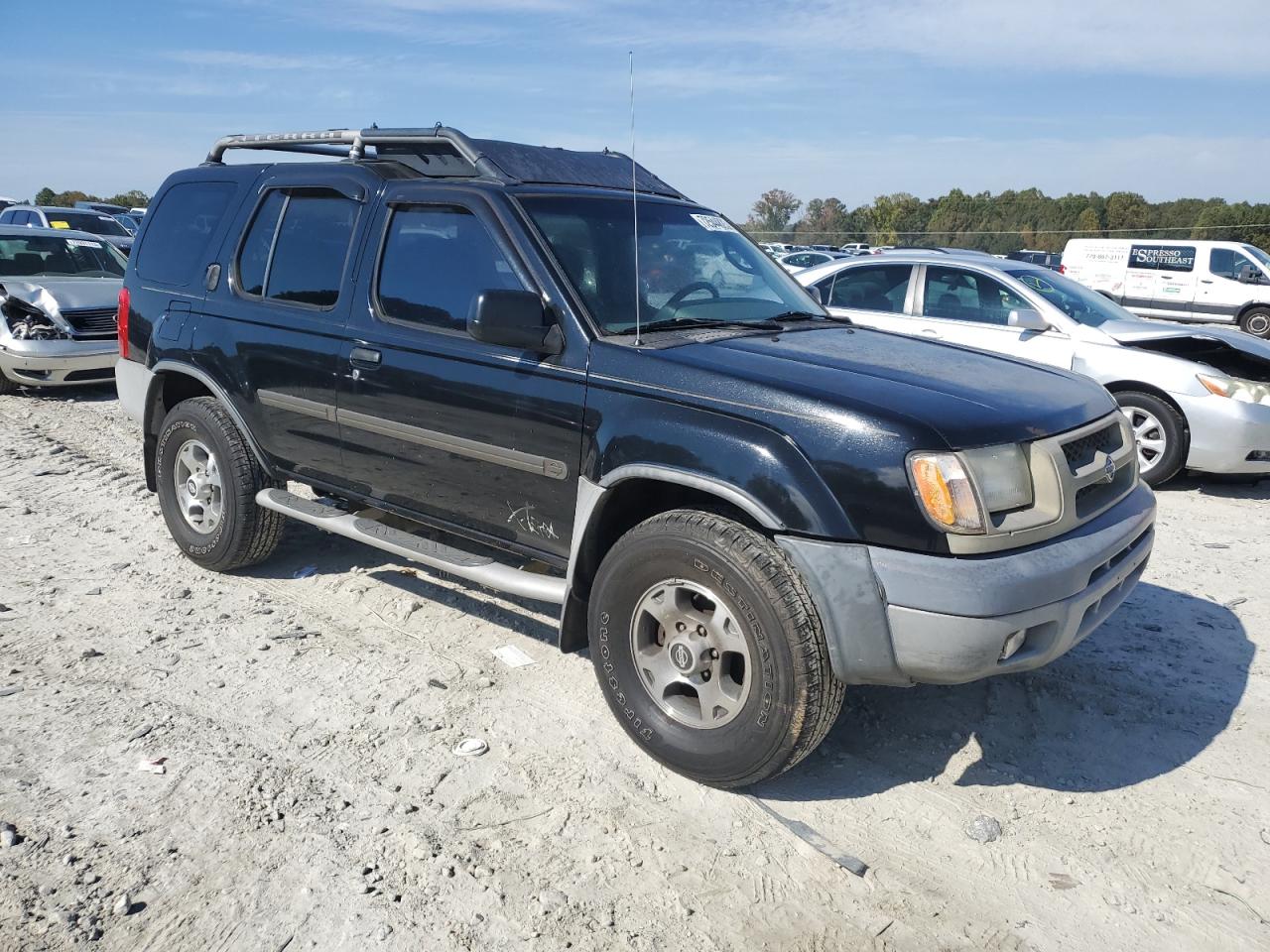 Photo 3 VIN: 5N1ED28T5YC587144 - NISSAN XTERRA 