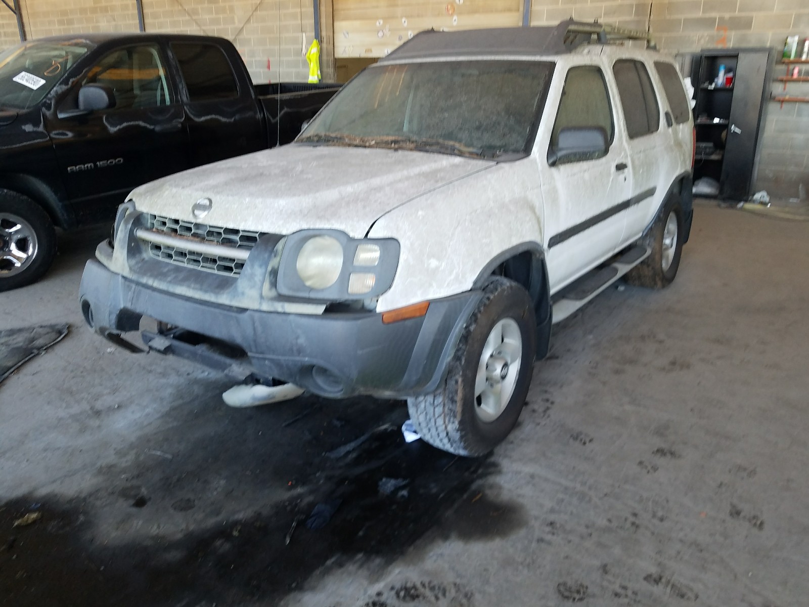 Photo 1 VIN: 5N1ED28T62C583496 - NISSAN XTERRA XE 