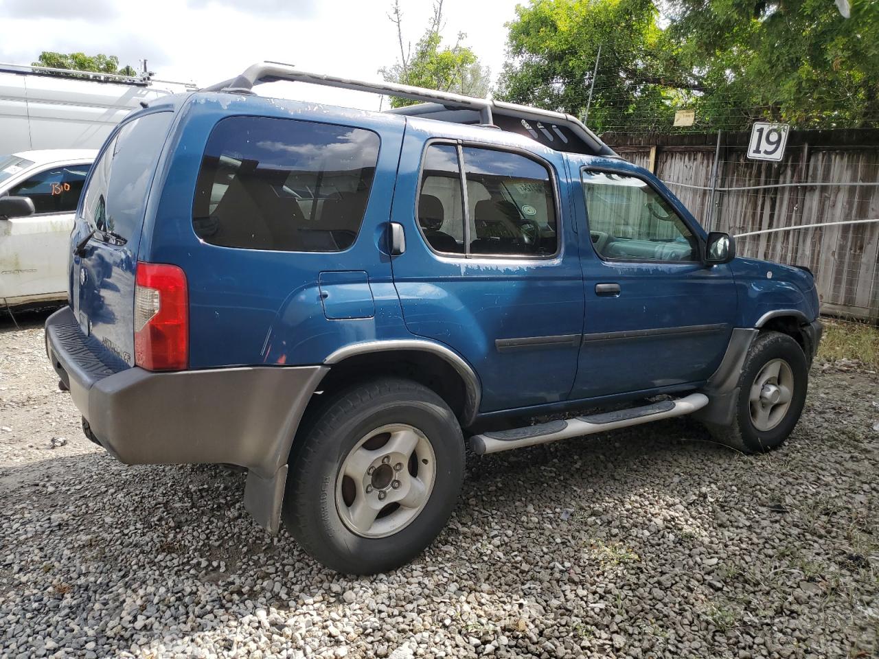 Photo 2 VIN: 5N1ED28T81C593655 - NISSAN XTERRA 