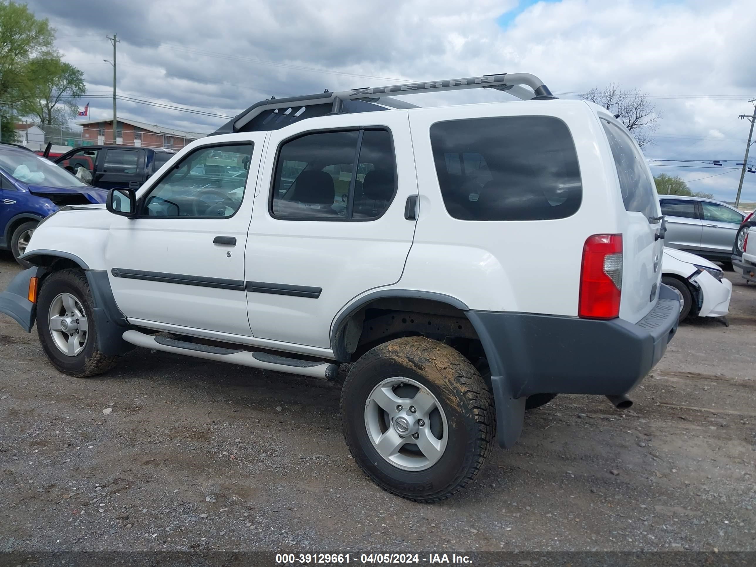 Photo 2 VIN: 5N1ED28TX4C657750 - NISSAN XTERRA 