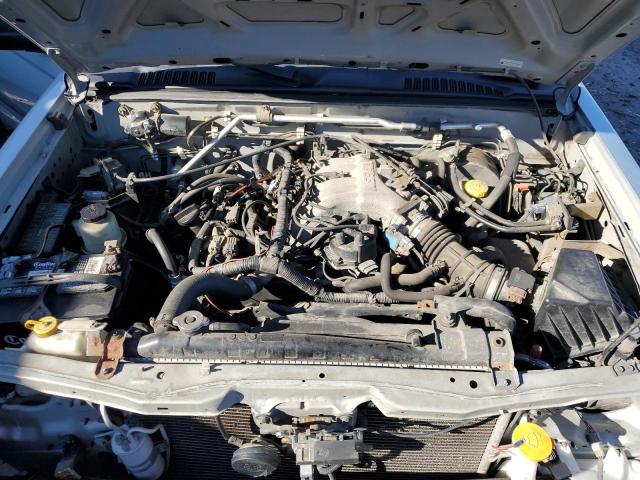 Photo 10 VIN: 5N1ED28Y02C573929 - NISSAN XTERRA 