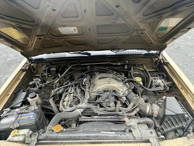 Photo 6 VIN: 5N1ED28Y21C550280 - NISSAN XTERRA XE 