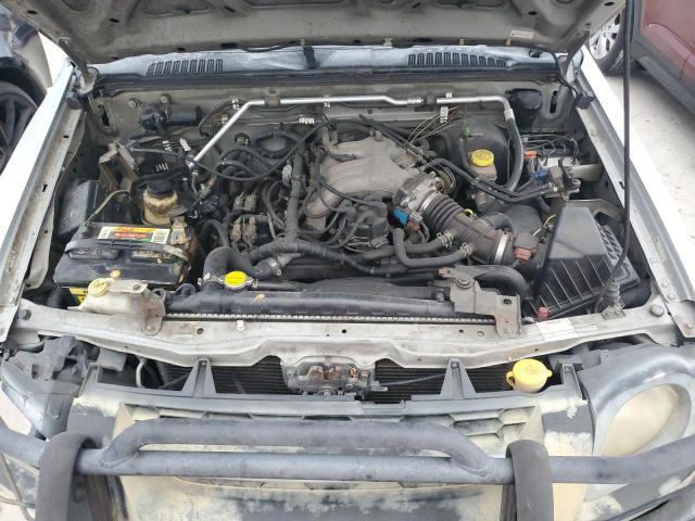 Photo 11 VIN: 5N1ED28Y22C598105 - NISSAN XTERRA XE 