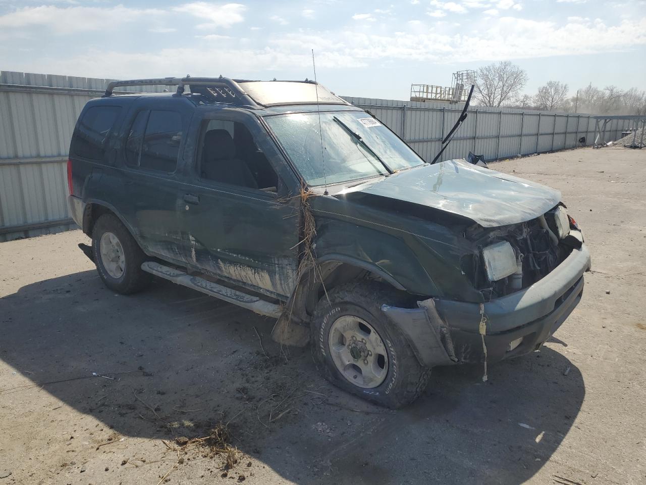 Photo 3 VIN: 5N1ED28Y2YC582737 - NISSAN XTERRA 