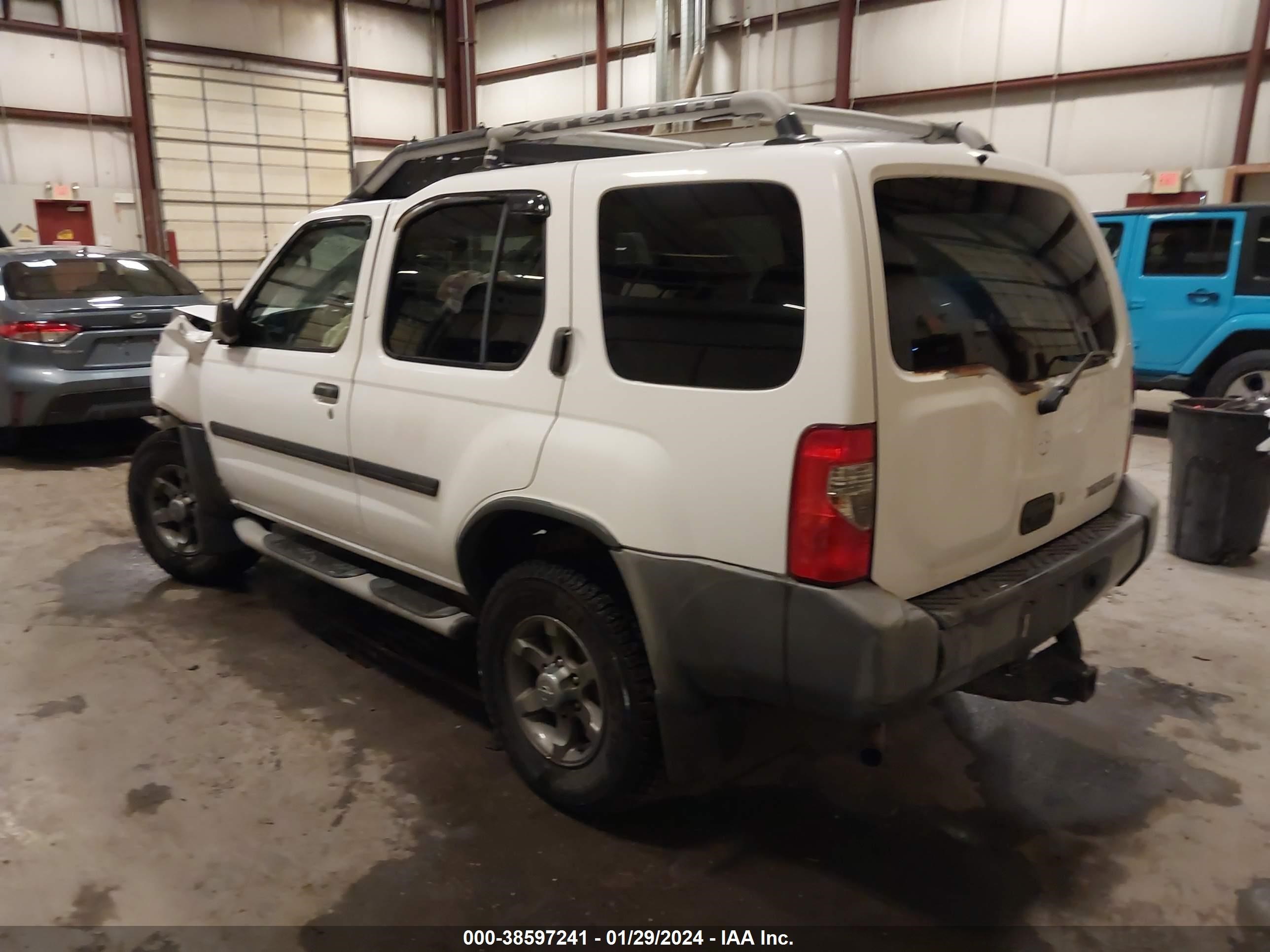 Photo 2 VIN: 5N1ED28Y3YC573545 - NISSAN XTERRA 