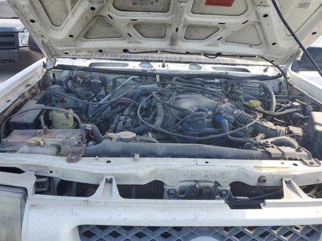 Photo 11 VIN: 5N1ED28Y5YC503691 - NISSAN XTERRA 