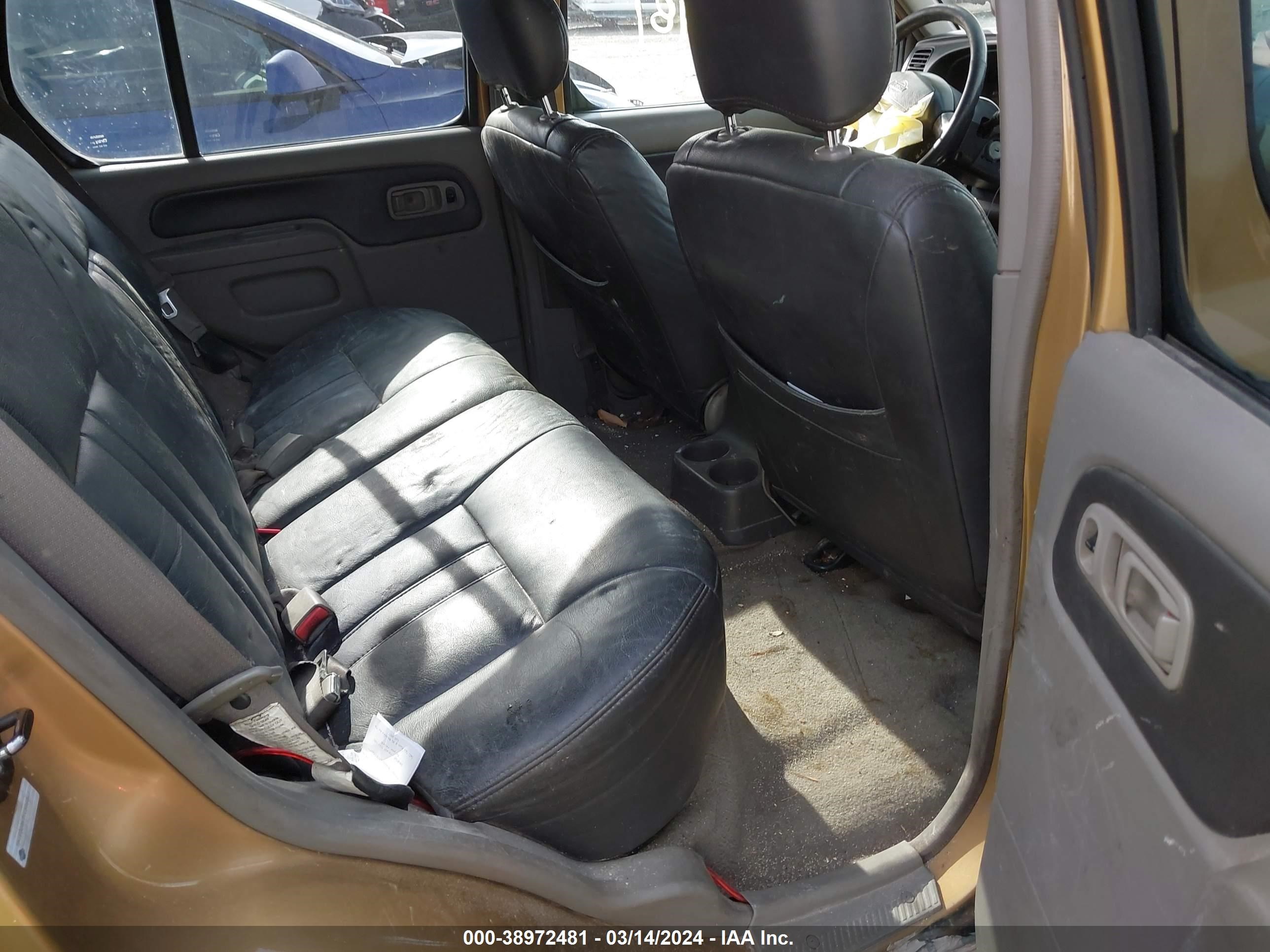 Photo 7 VIN: 5N1ED28Y7YC586847 - NISSAN XTERRA 