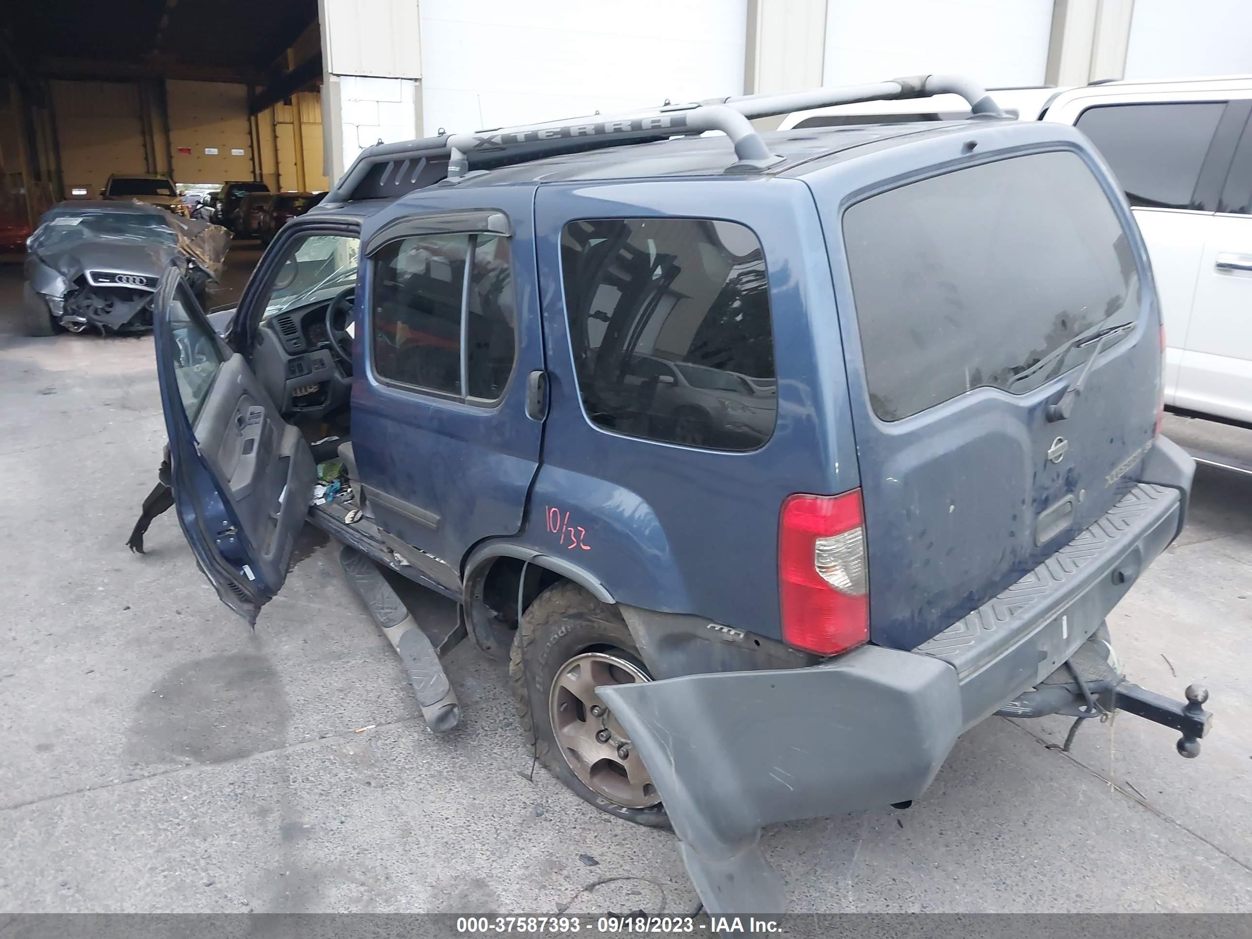 Photo 2 VIN: 5N1ED28Y8YC578191 - NISSAN XTERRA 