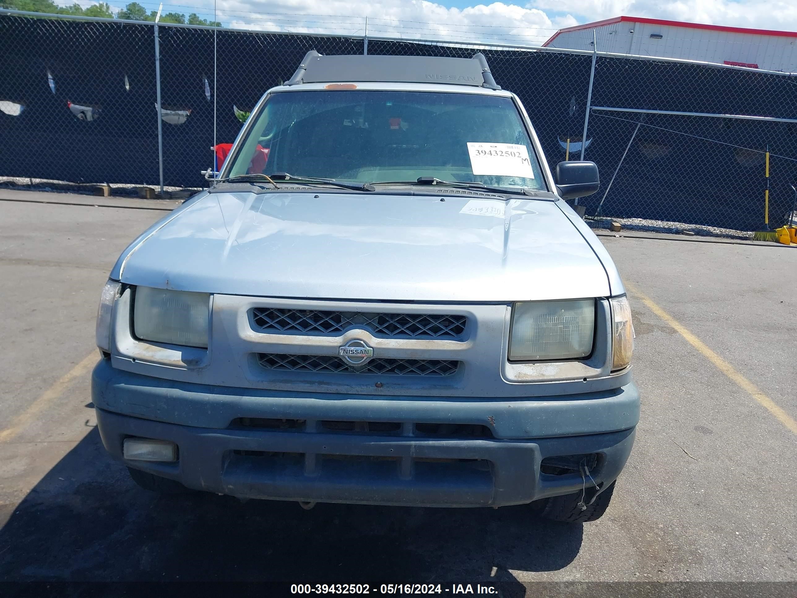 Photo 11 VIN: 5N1ED28Y9YC610971 - NISSAN XTERRA 