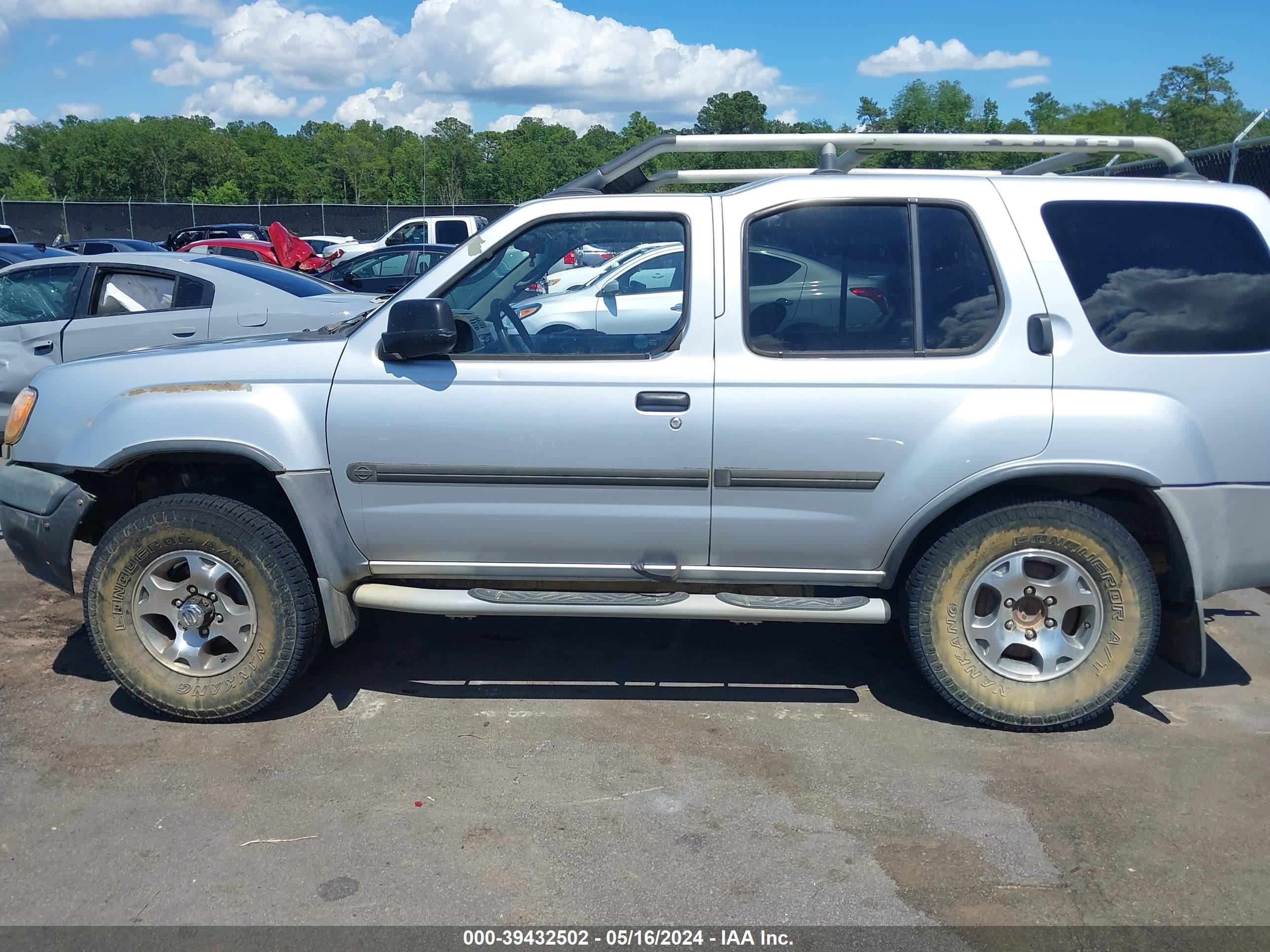 Photo 13 VIN: 5N1ED28Y9YC610971 - NISSAN XTERRA 