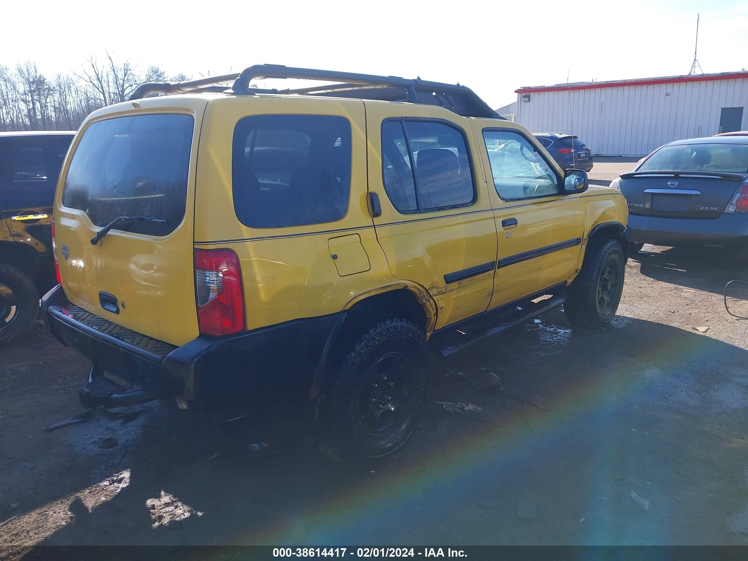 Photo 3 VIN: 5N1ED28YXYC582761 - NISSAN XTERRA 