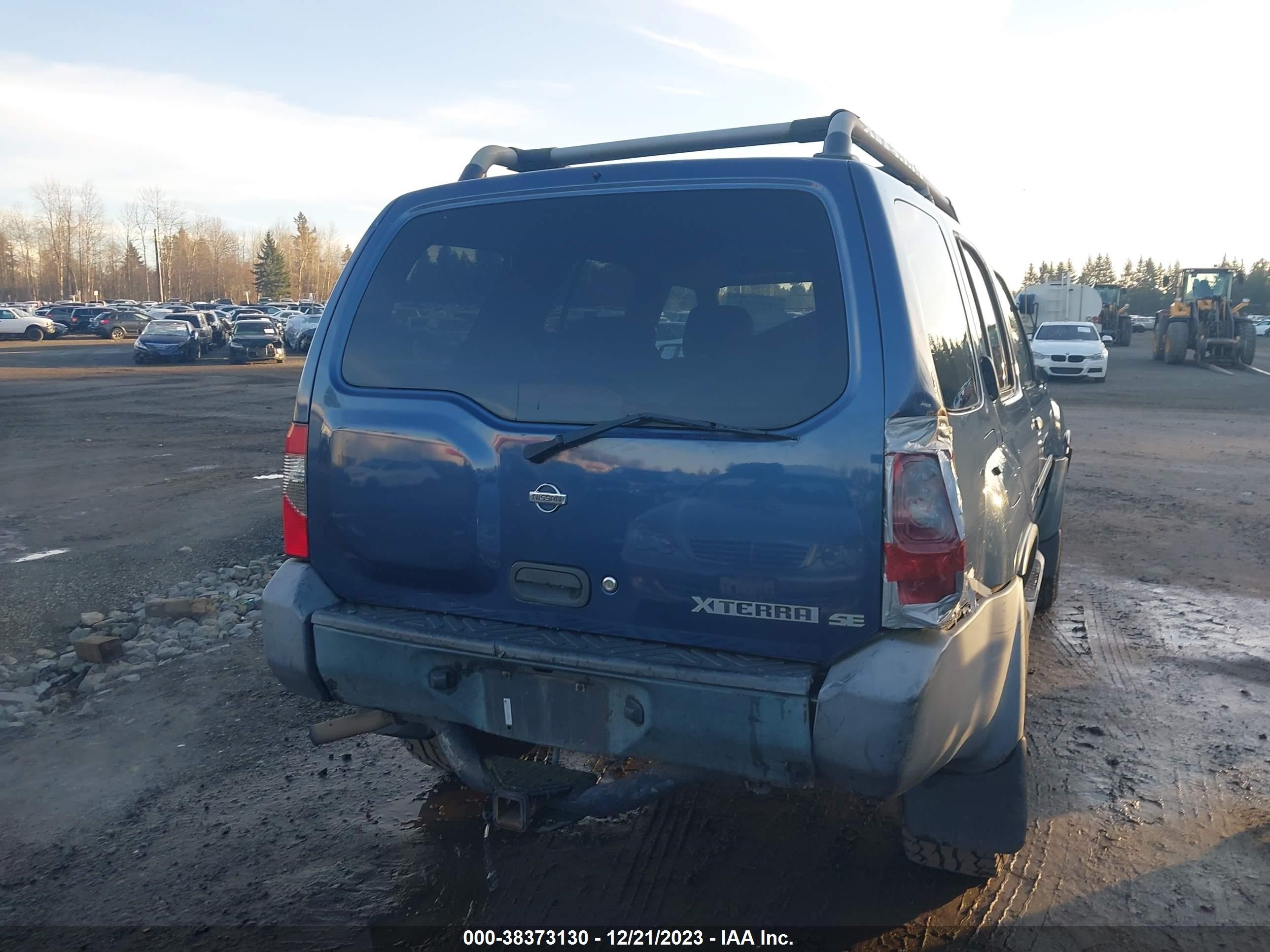 Photo 3 VIN: 5N1ED28YXYC596885 - NISSAN XTERRA 