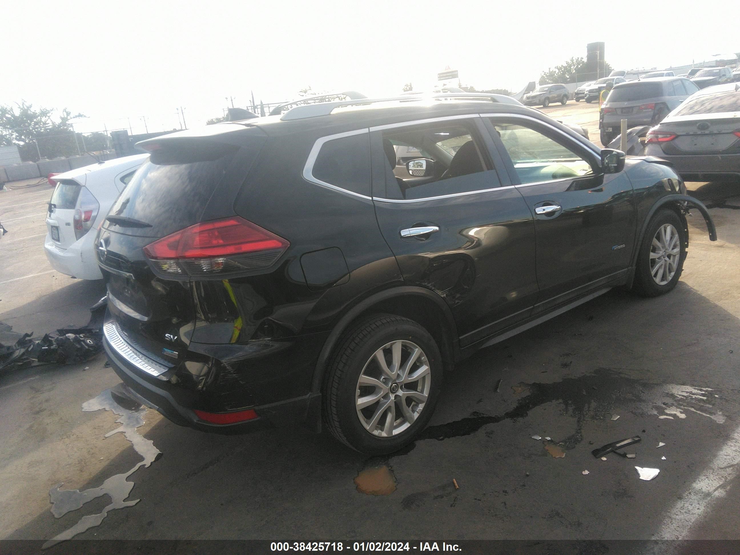 Photo 3 VIN: 5N1ET2MT5HC786039 - NISSAN ROGUE 