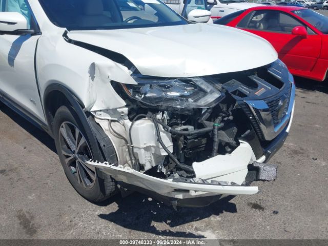 Photo 5 VIN: 5N1ET2MV6JC815376 - NISSAN ROGUE 